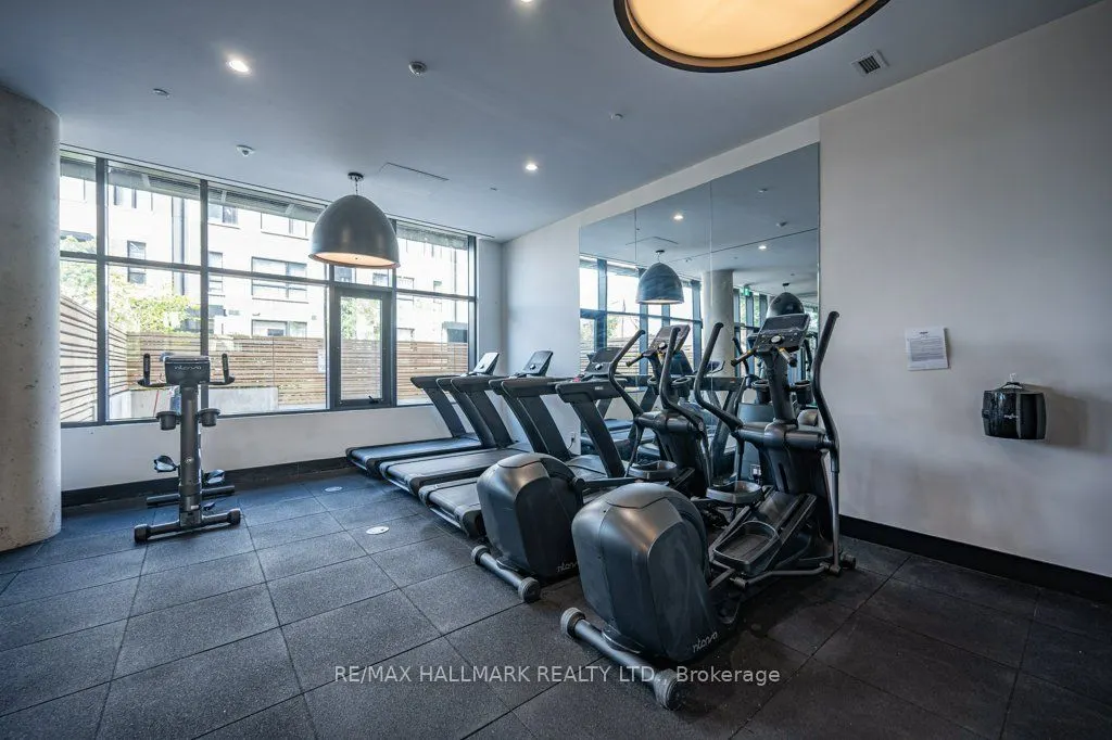 1808 St. Clair Avenue W, #220