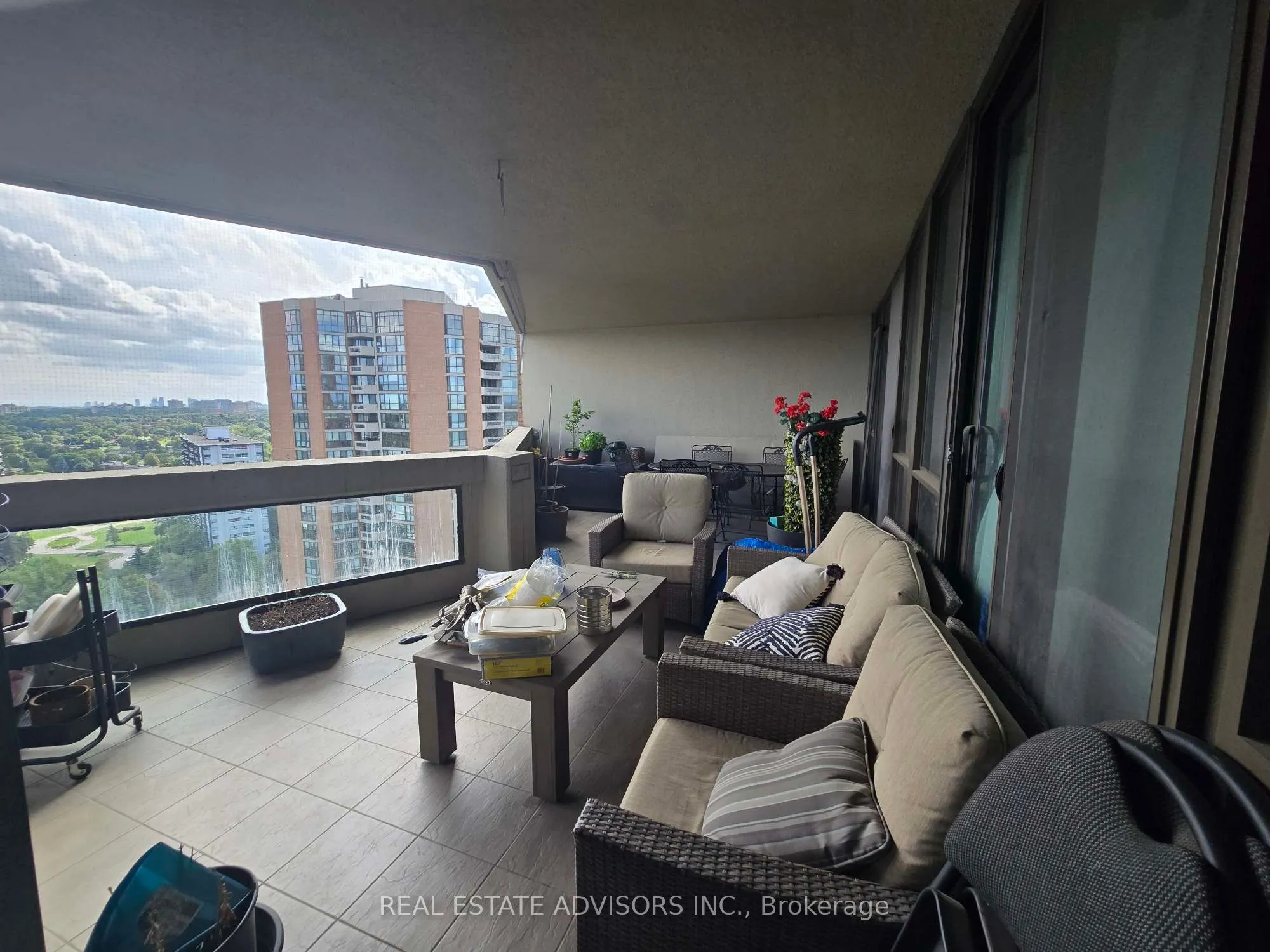 2010 Islington Avenue, #2306
