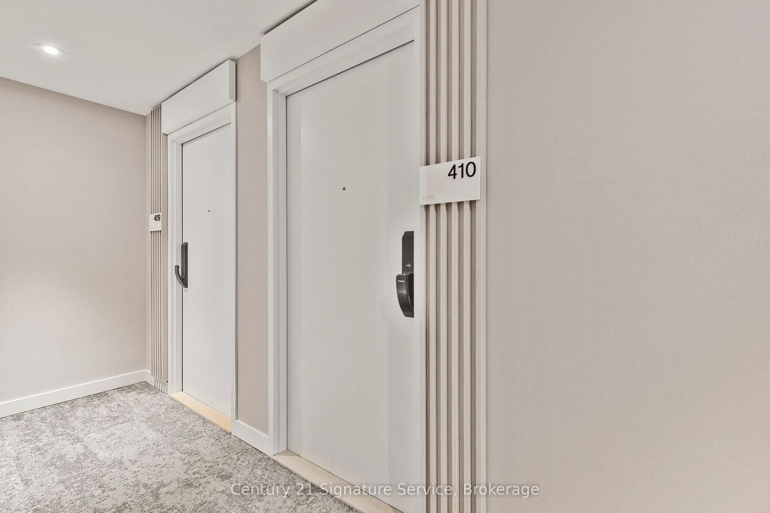 28 Ann Street, #410