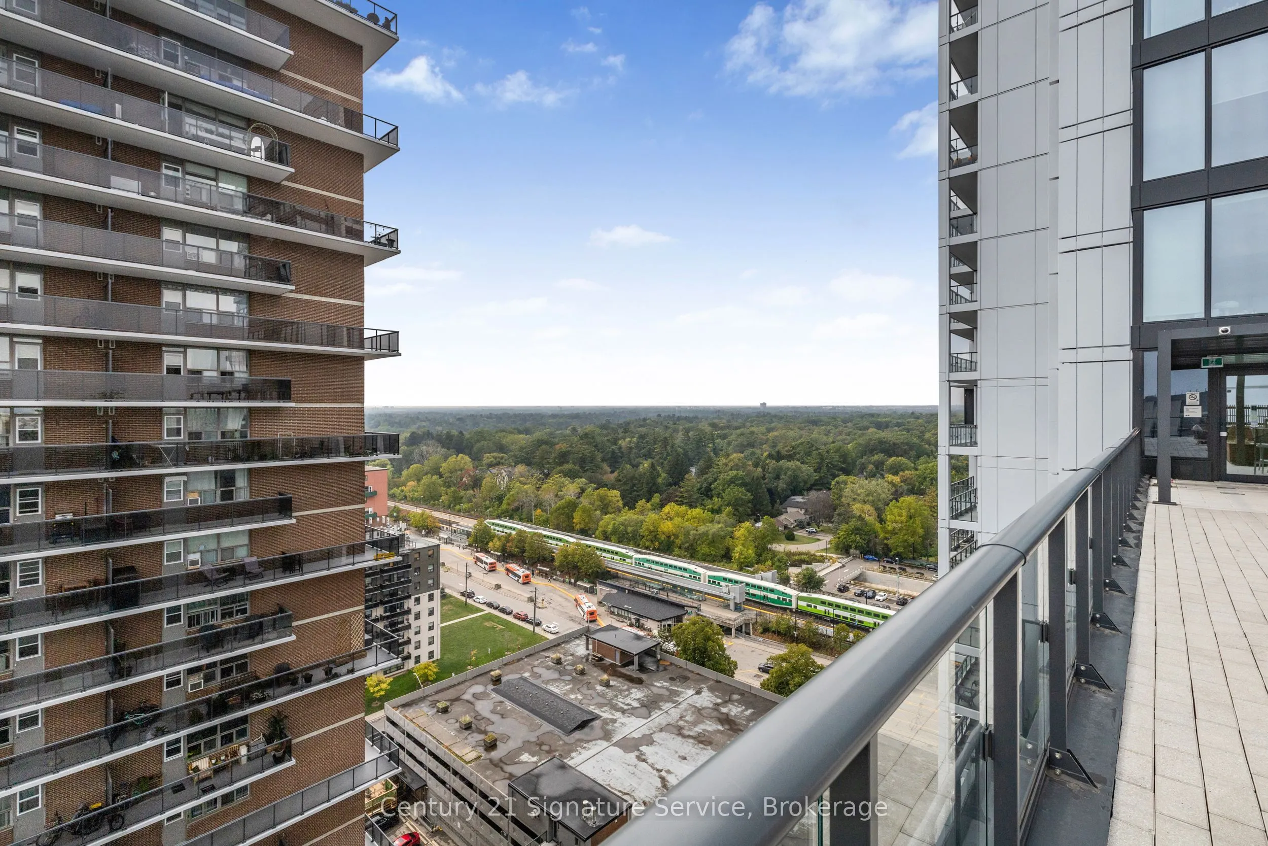 28 Ann Street, #410