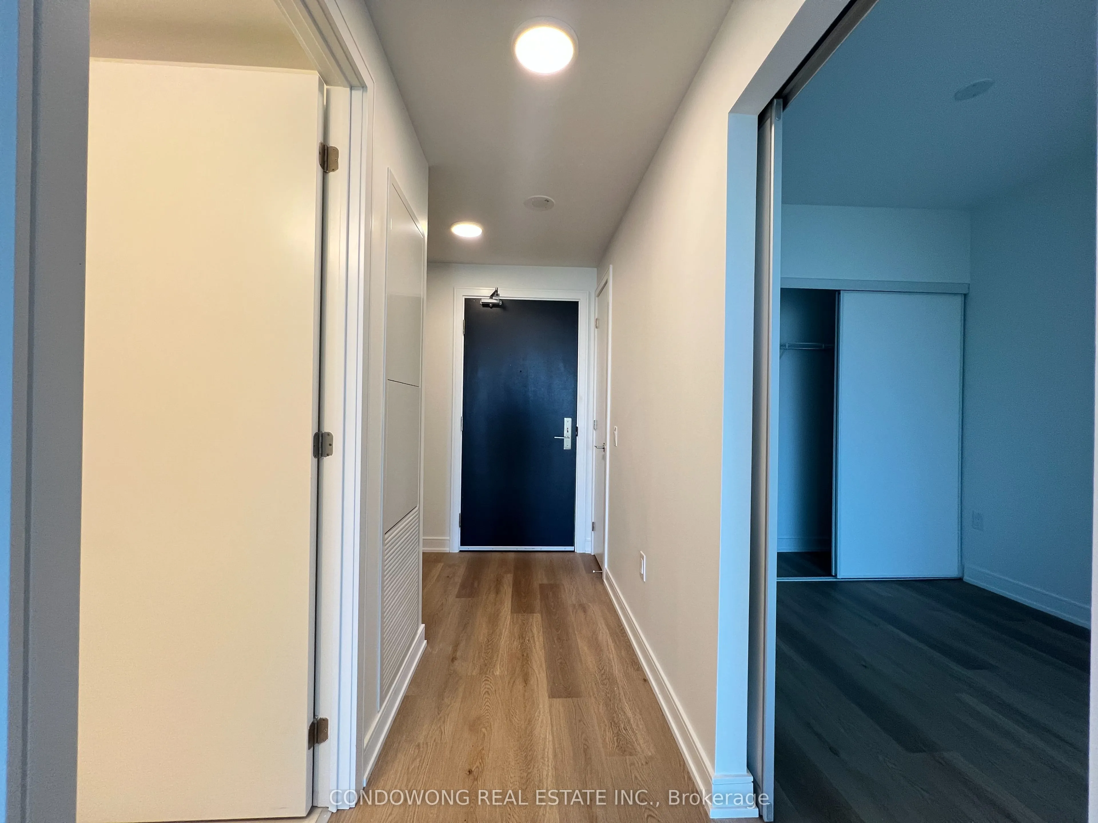 3009 Novar Road, #528