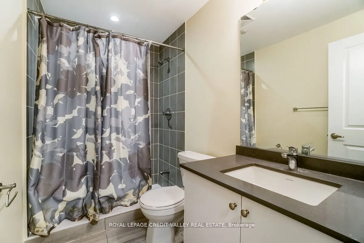 670 Atwater Avenue, #09