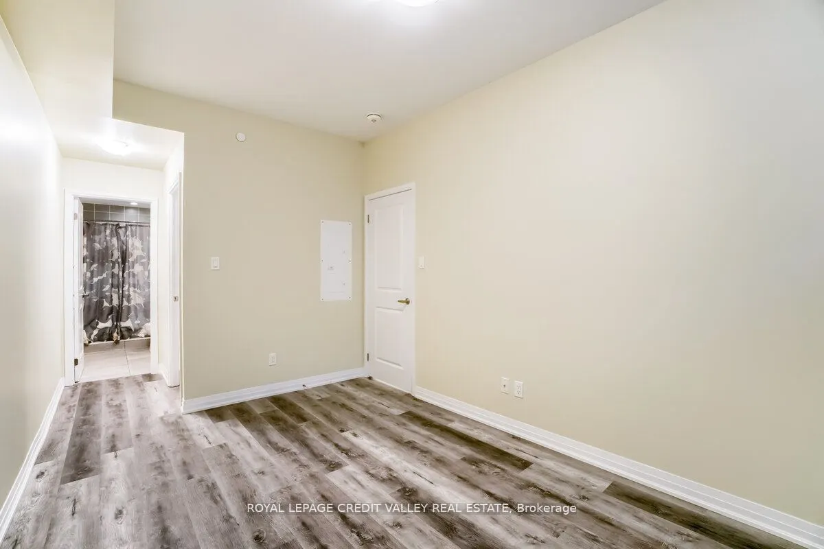 670 Atwater Avenue, #09