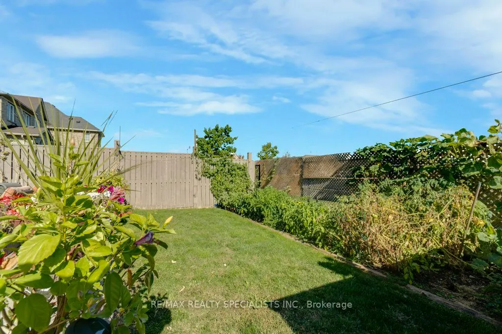 7 NEWINGTON Crescent
