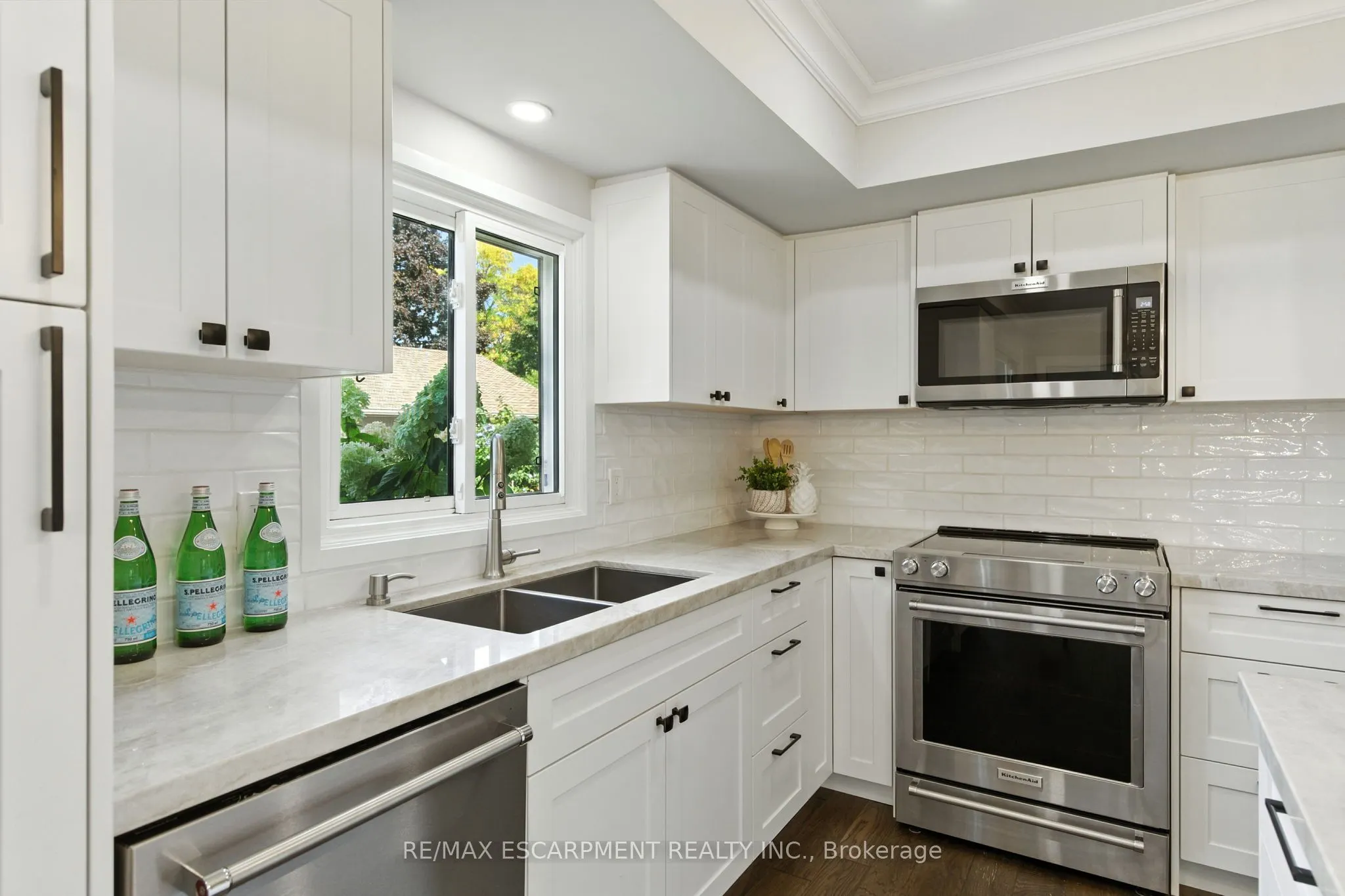 535 Vanguard Crescent