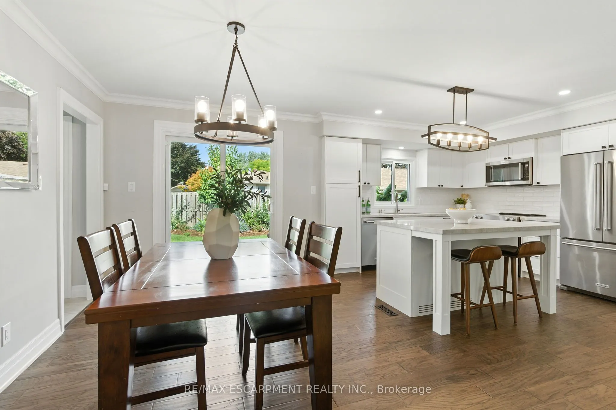 535 Vanguard Crescent