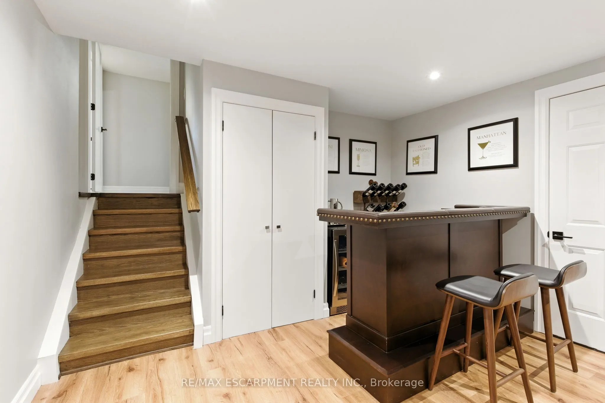 535 Vanguard Crescent