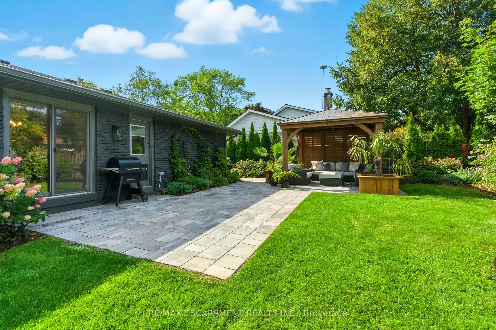 535 Vanguard Crescent