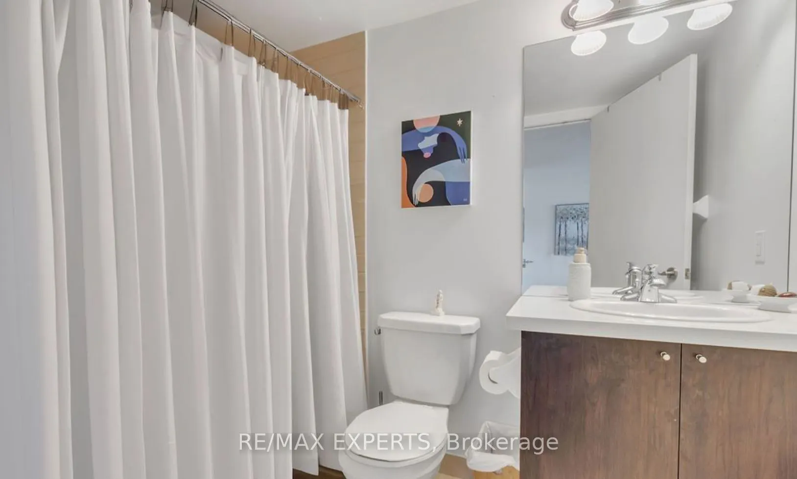 61 Heintzman Street, #810