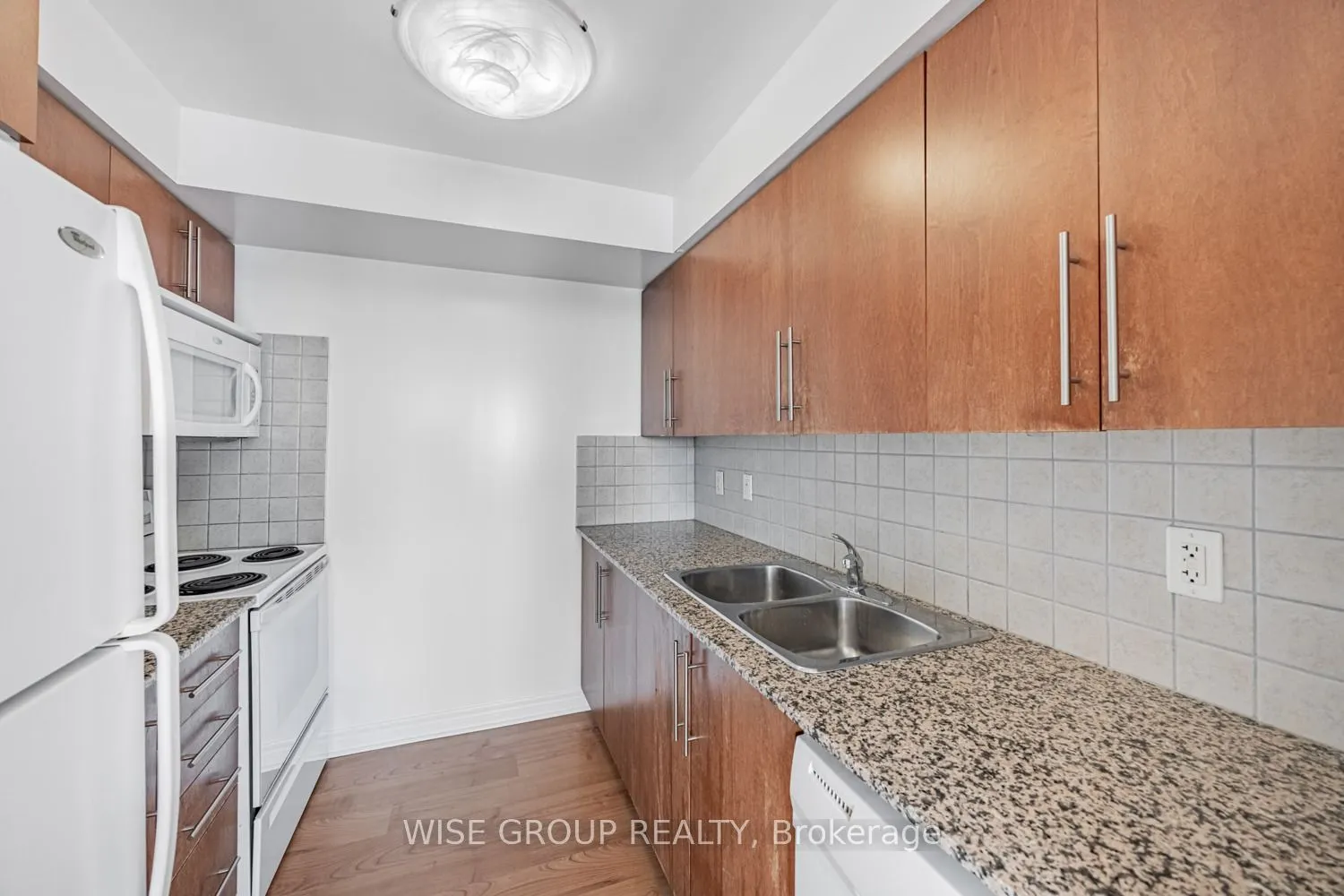 310 Burnhamthorpe Road W, #3012