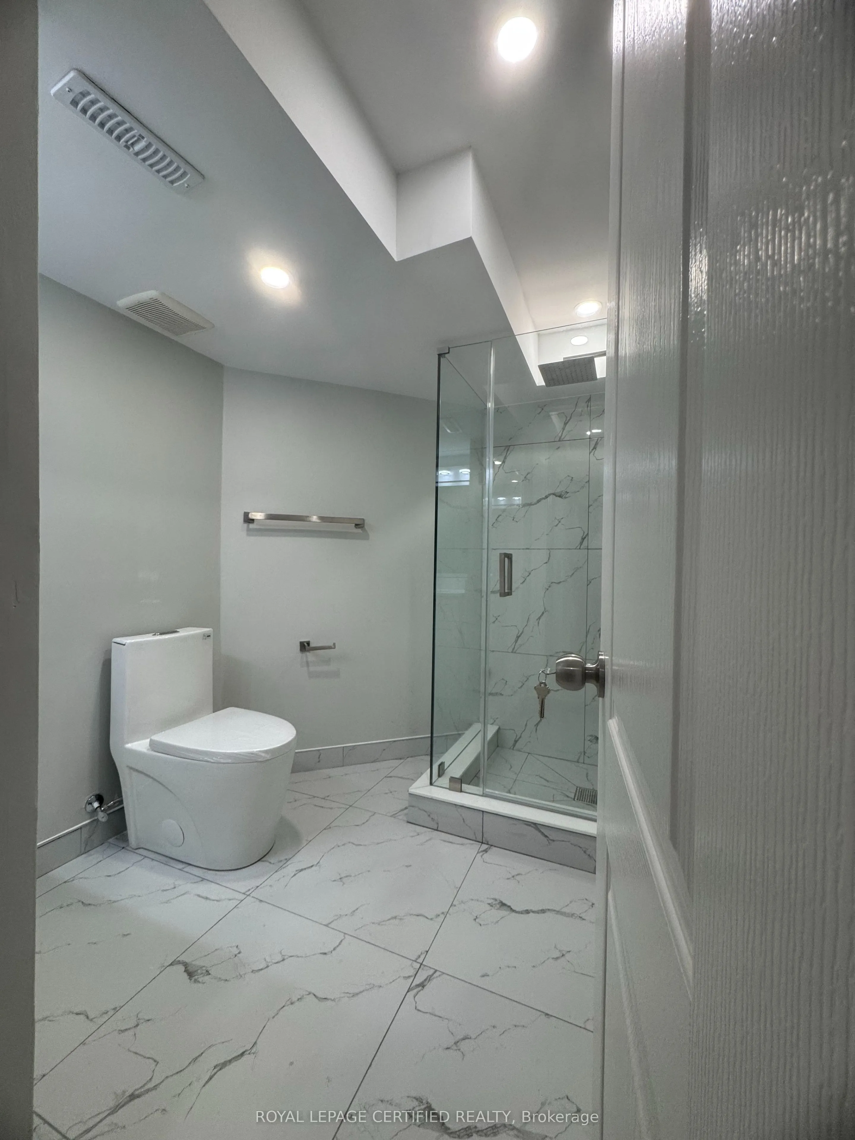 4468 Ashley Avenue, #Basement