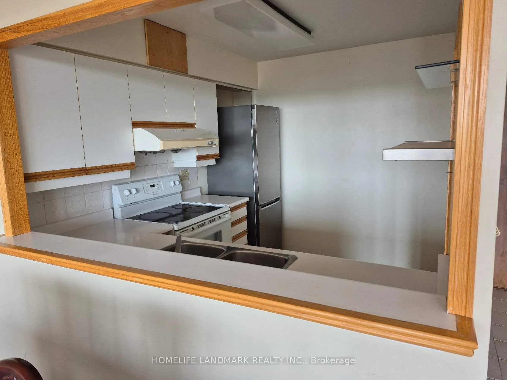 55 Elm Drive W, #1002