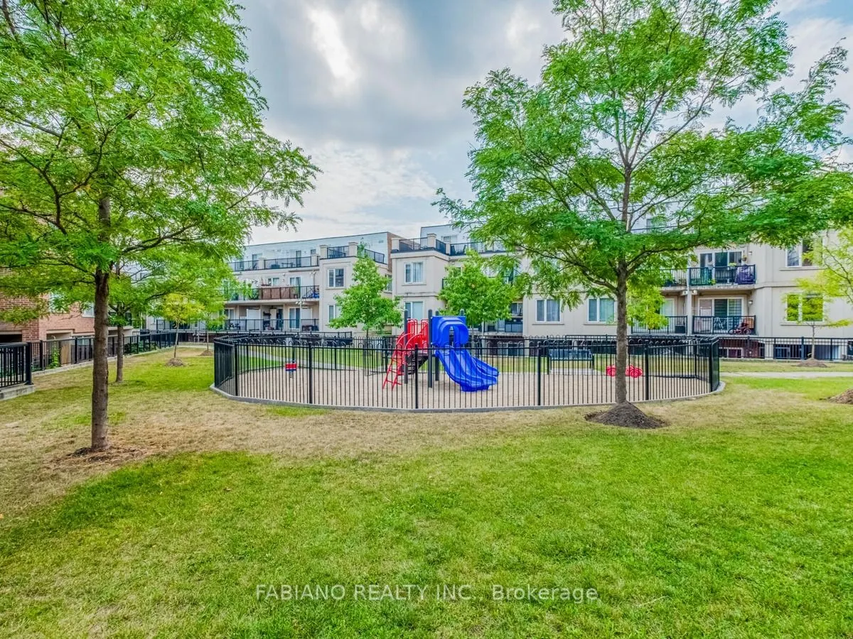 3049 Finch Avenue W, #2016