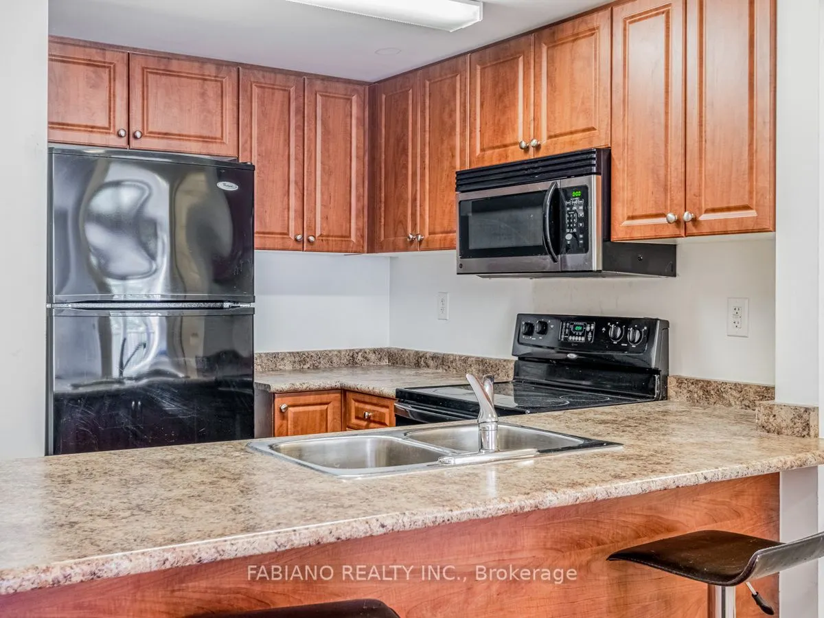 3049 Finch Avenue W, #2016