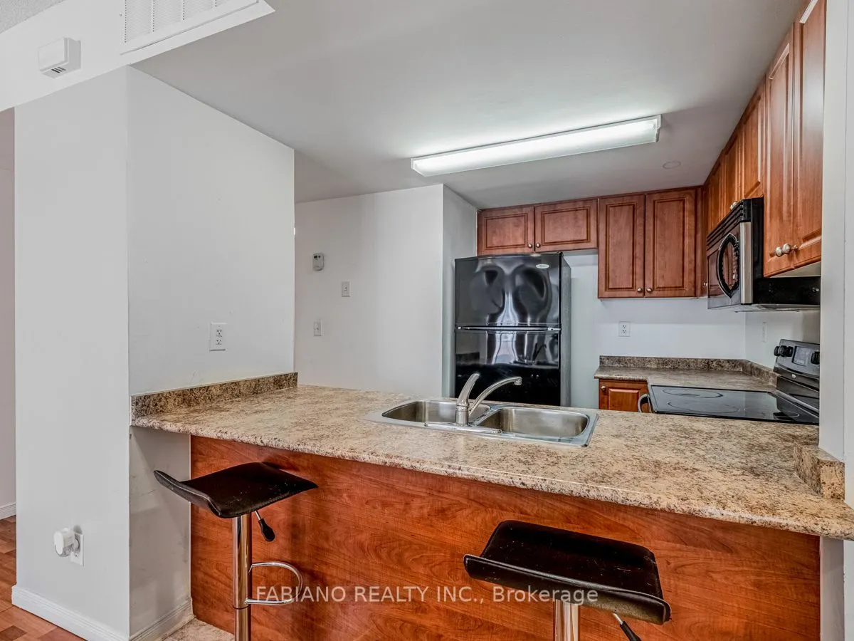 3049 Finch Avenue W, #2016
