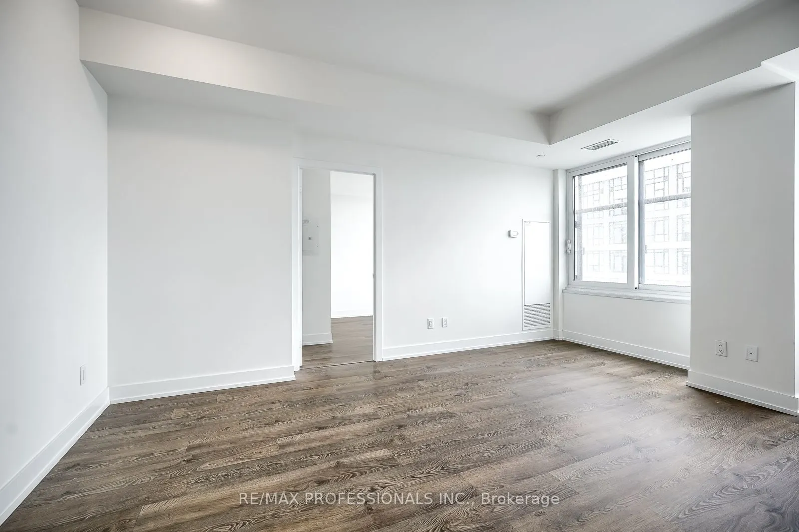 5 Mabelle Avenue, #4332
