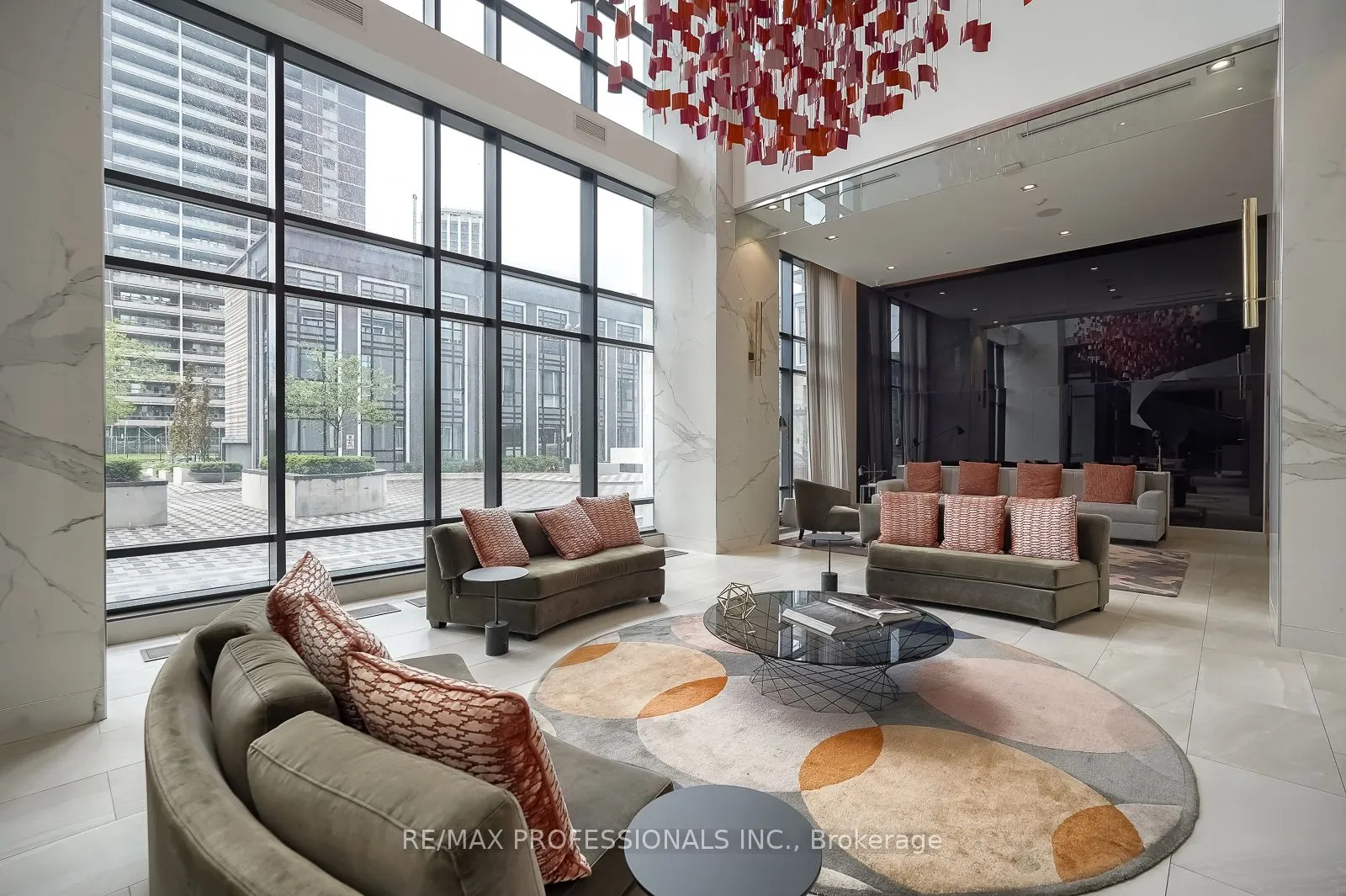 5 Mabelle Avenue, #4332