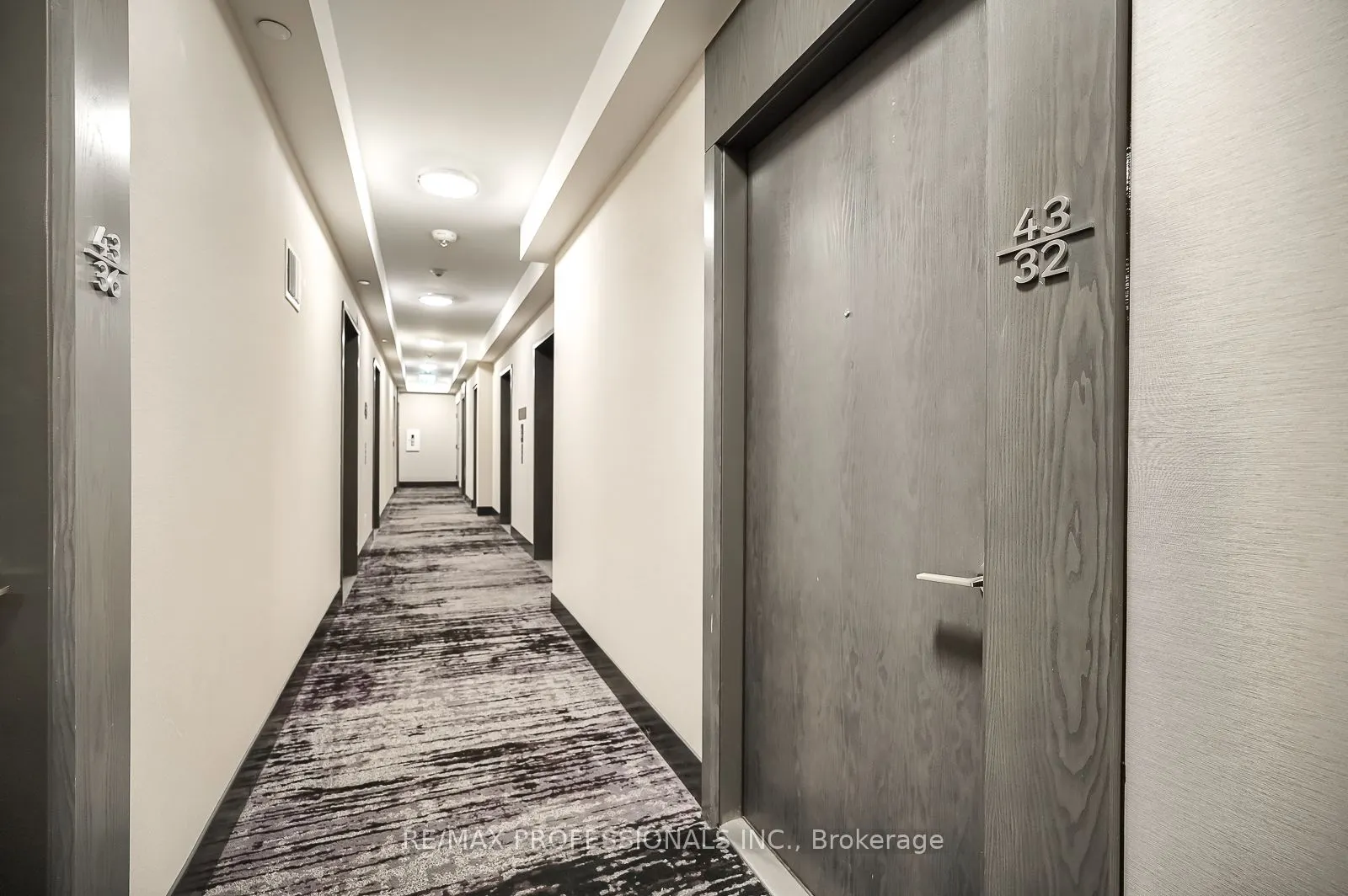 5 Mabelle Avenue, #4332