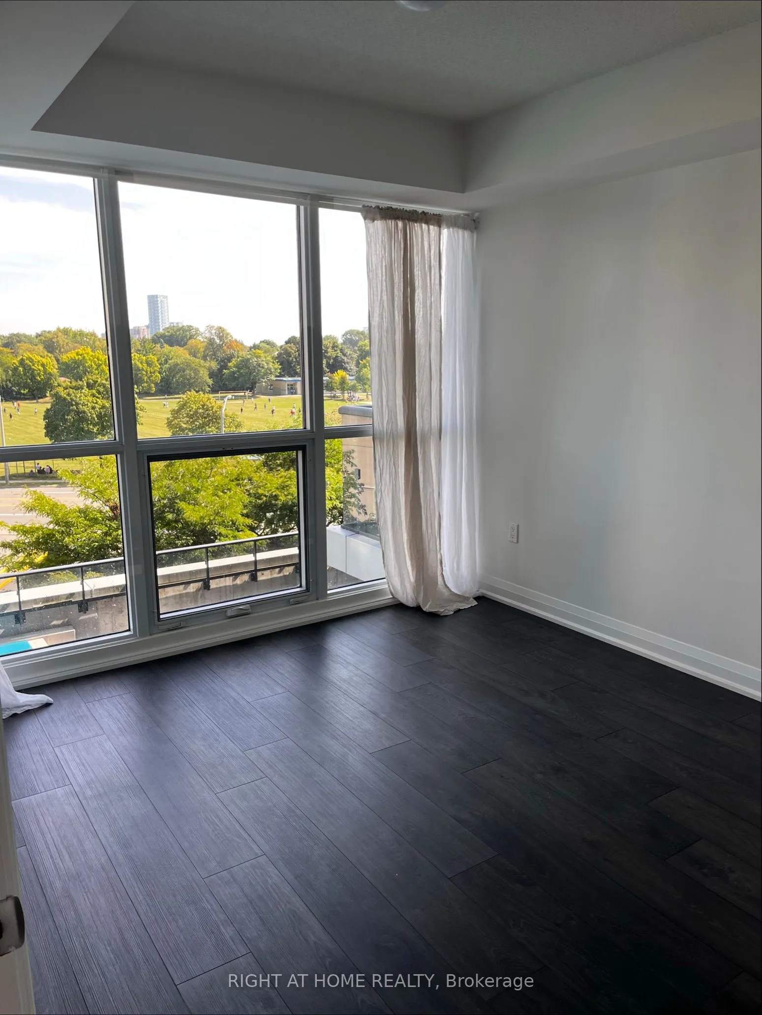 10 Gibbs Road, #415