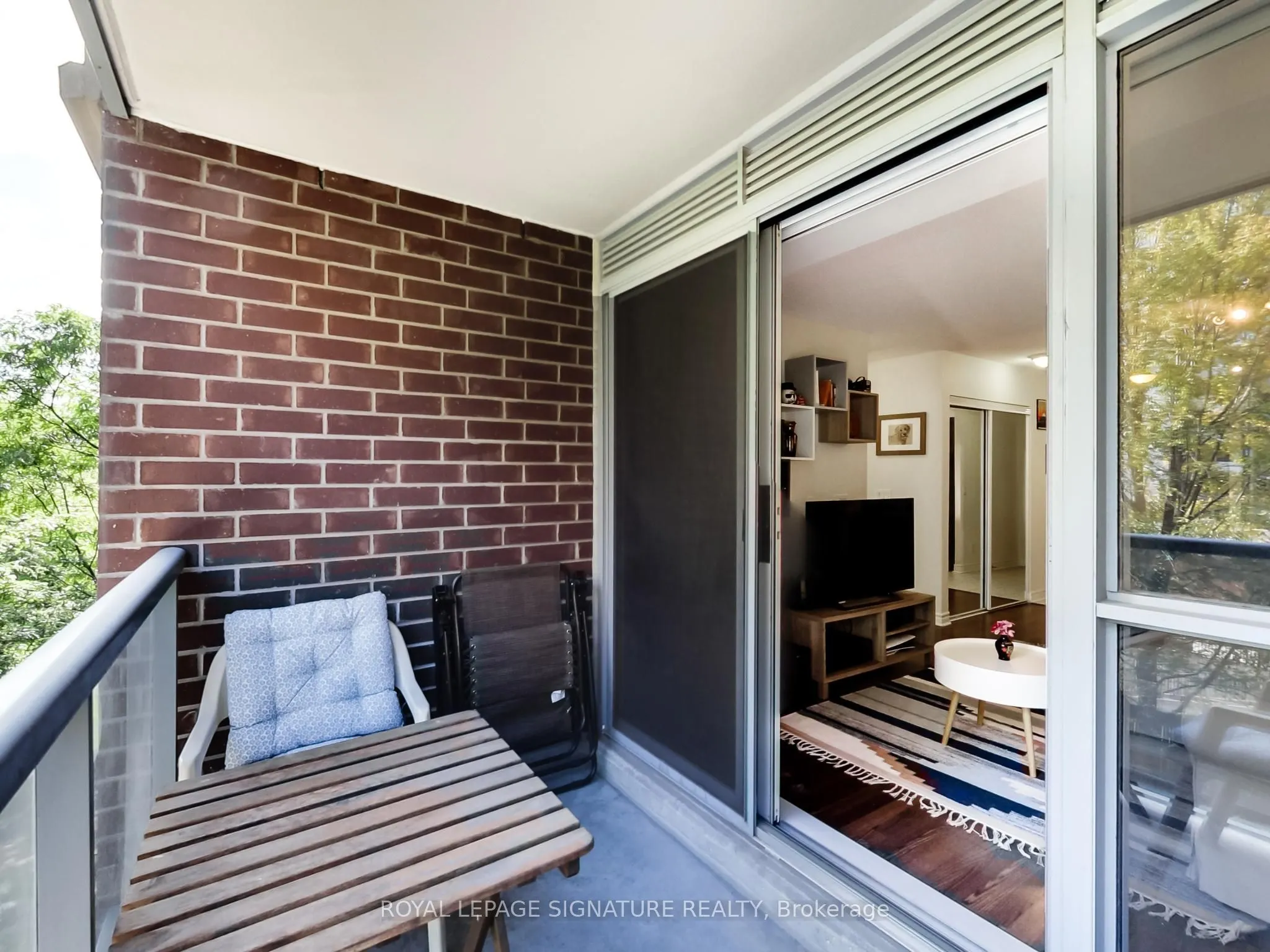 5 Michael Power Place, #309