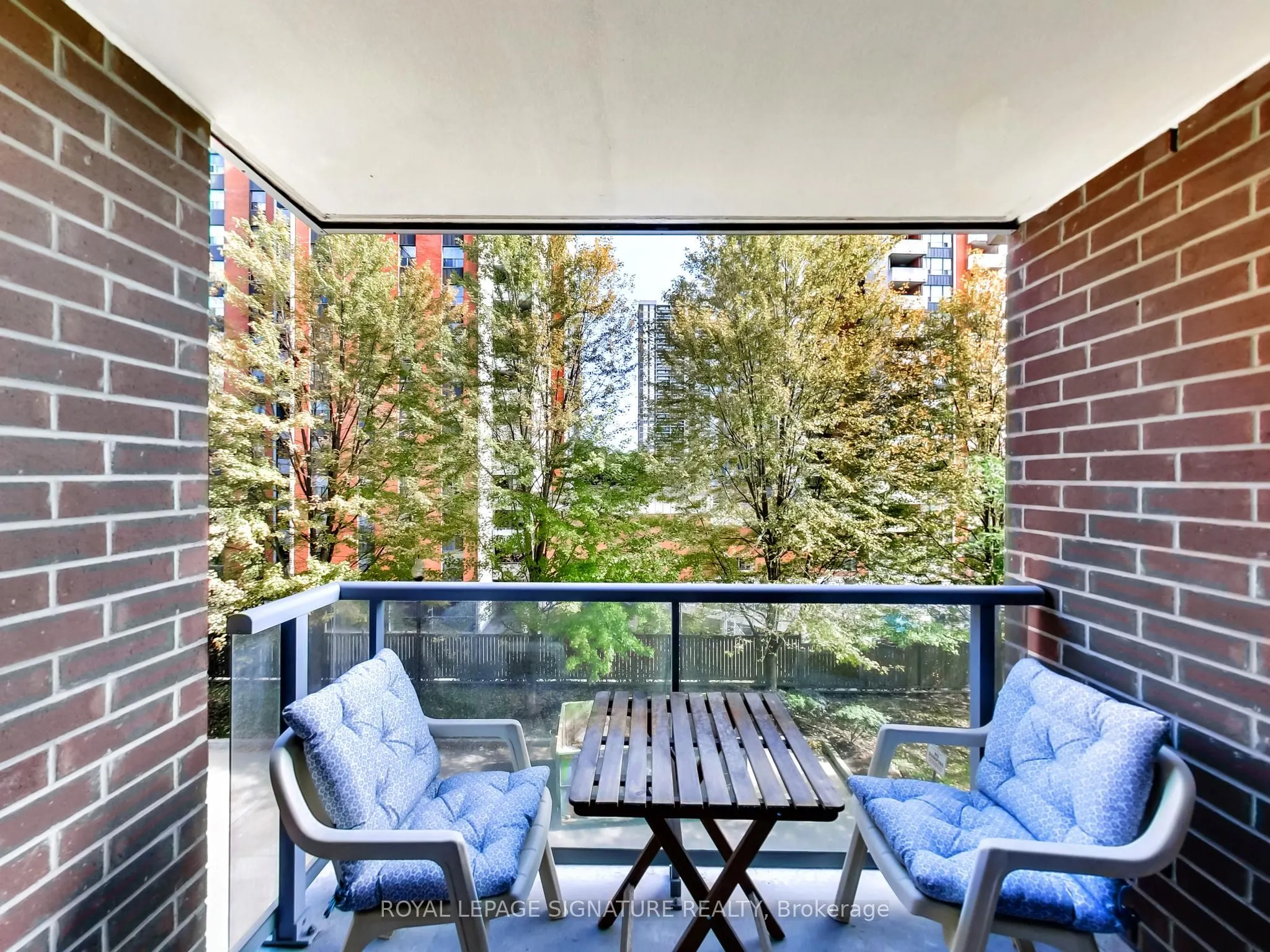 5 Michael Power Place, #309