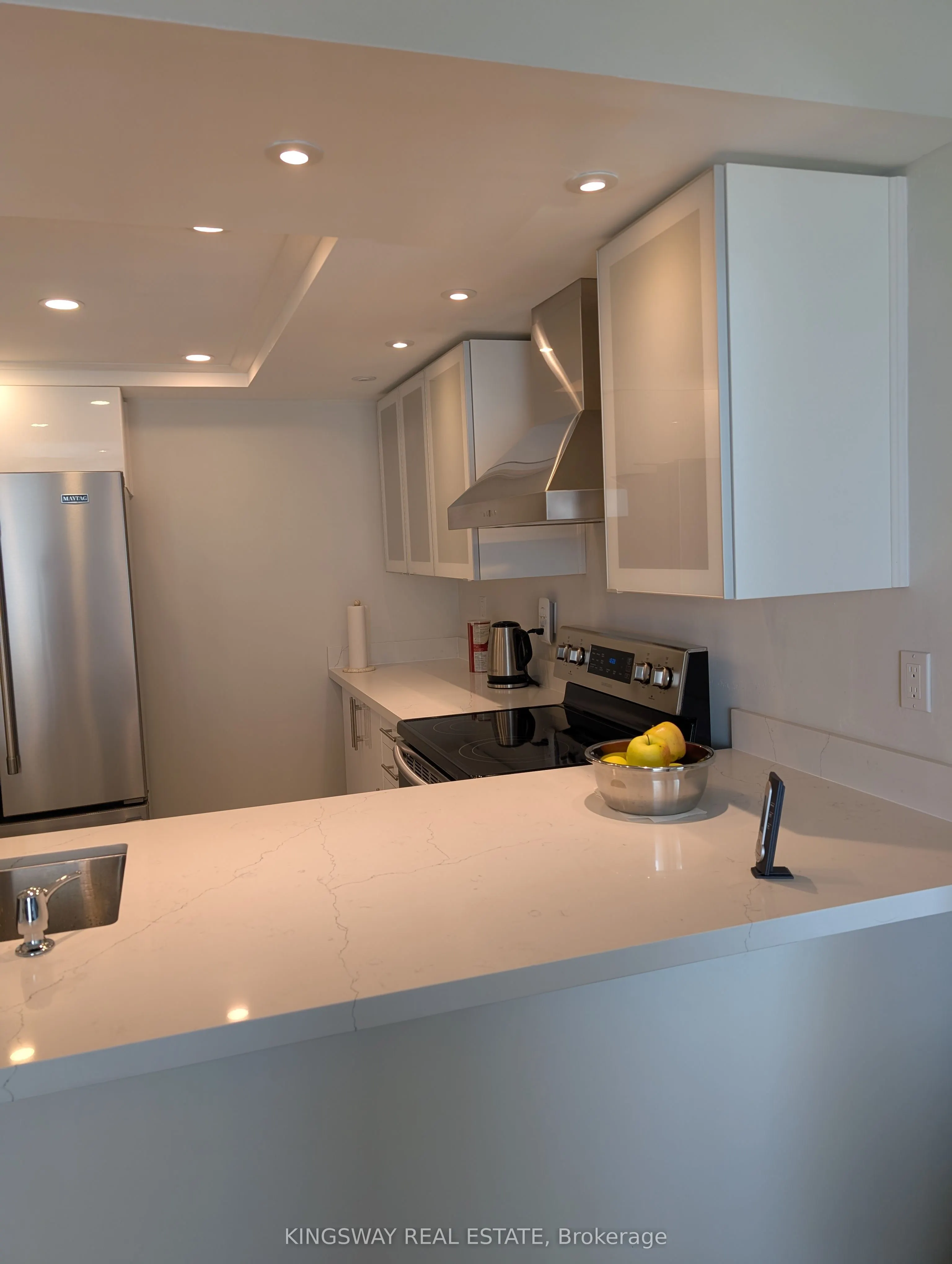 550 Webb Drive, #1406