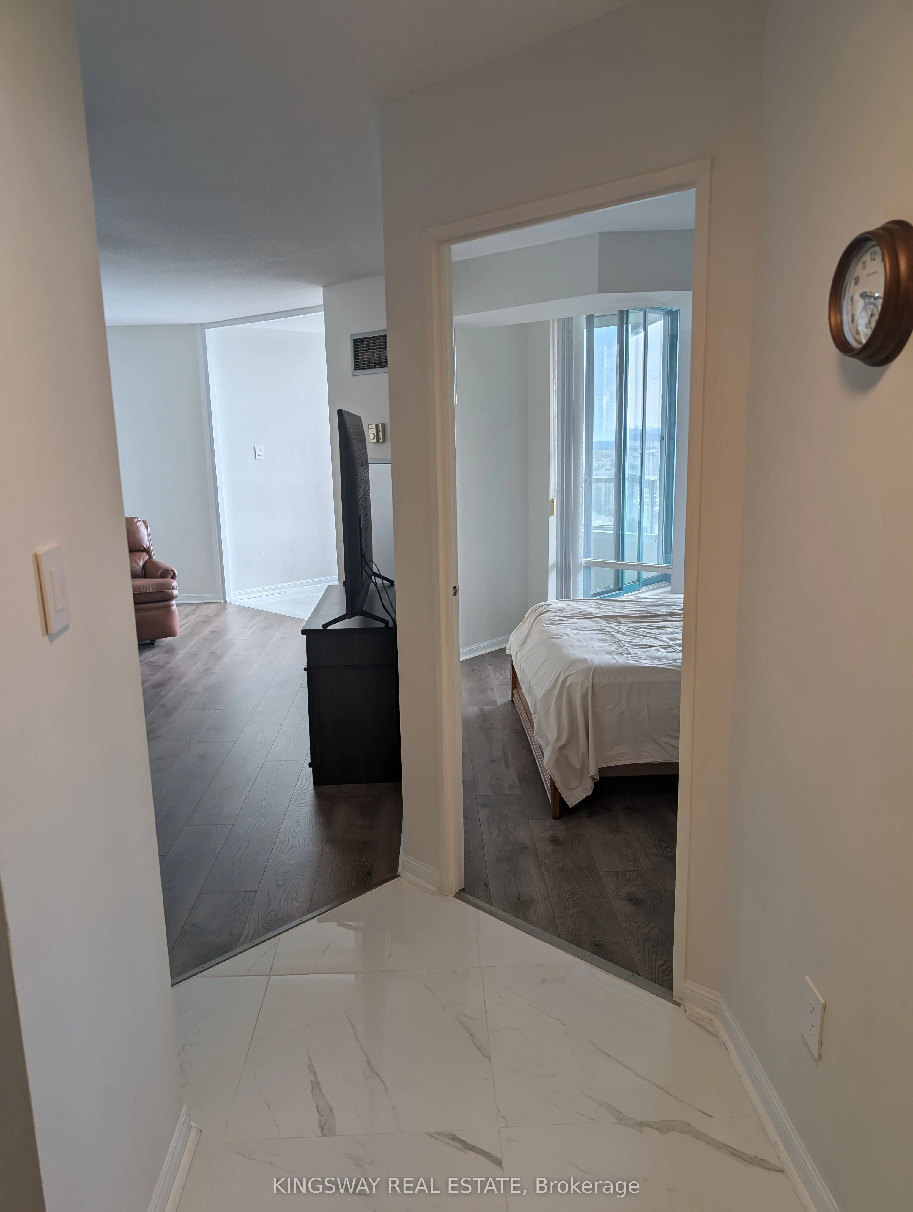 550 Webb Drive, #1406