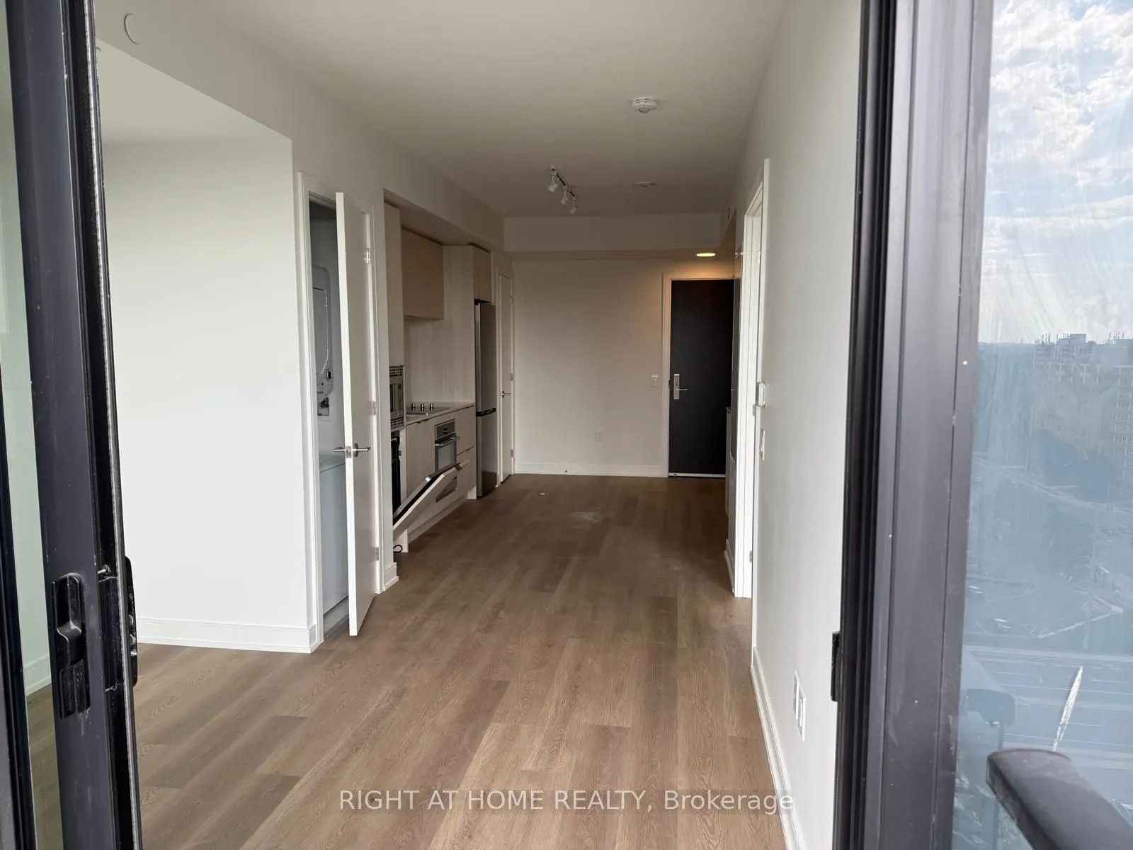3009 Novar Road, #1112