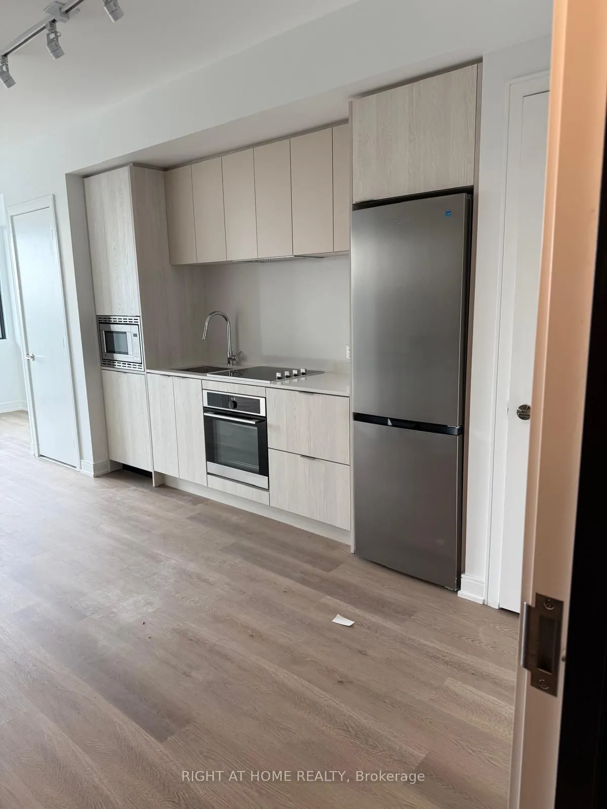 3009 Novar Road, #1112
