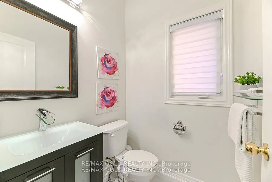 9 Natronia Trail