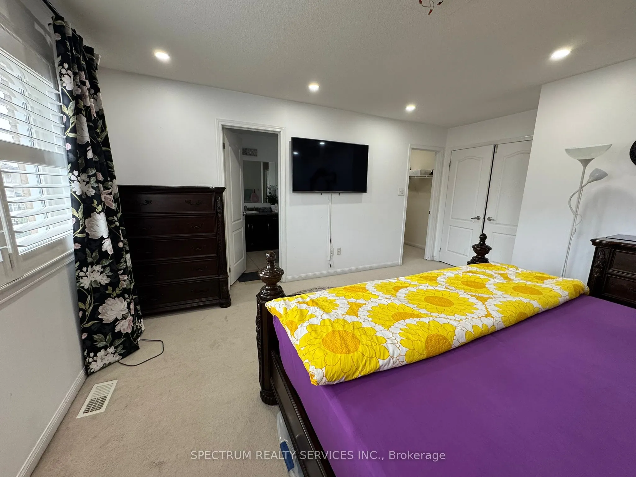 1135 Solomon Court