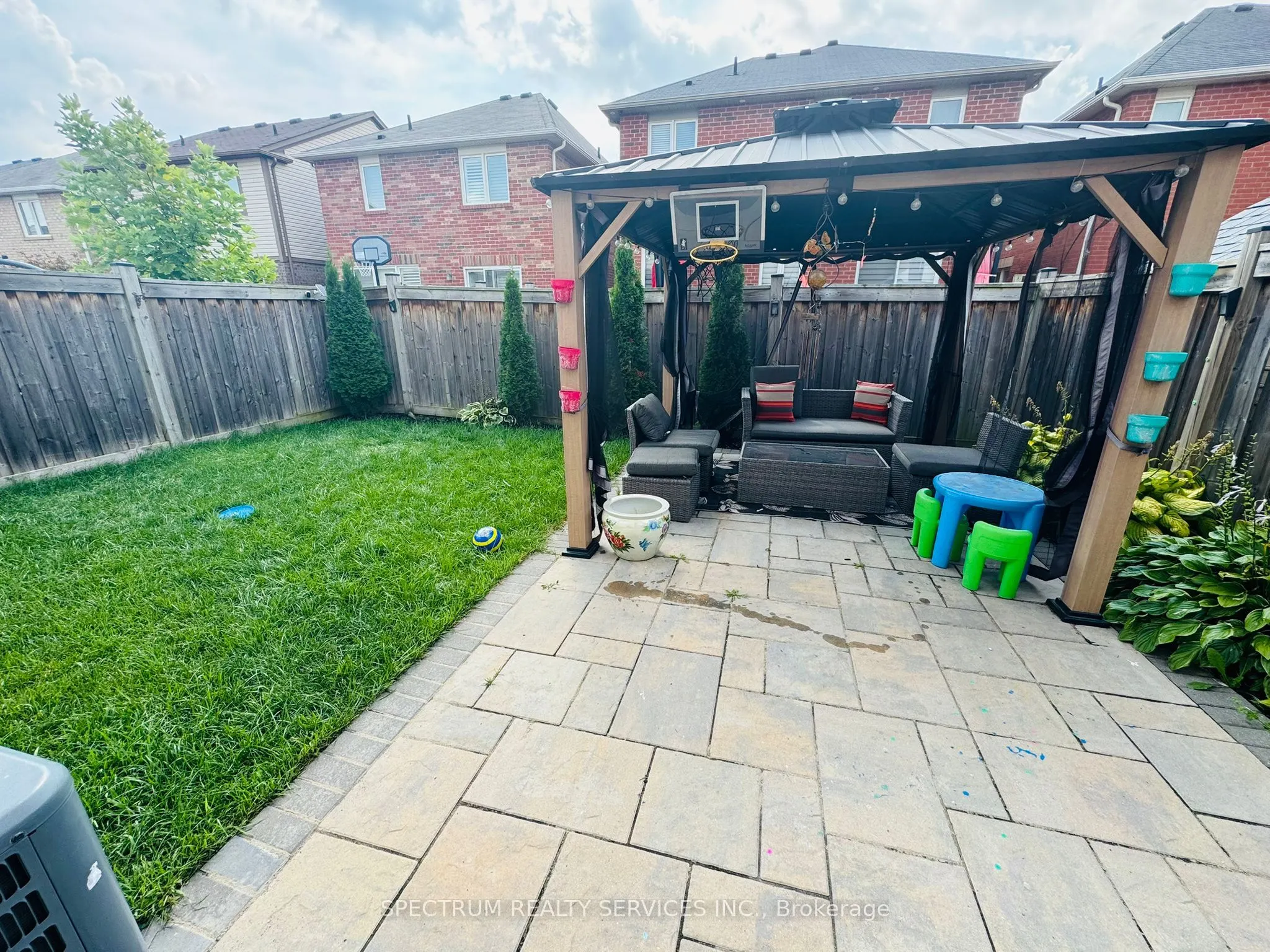 1135 Solomon Court