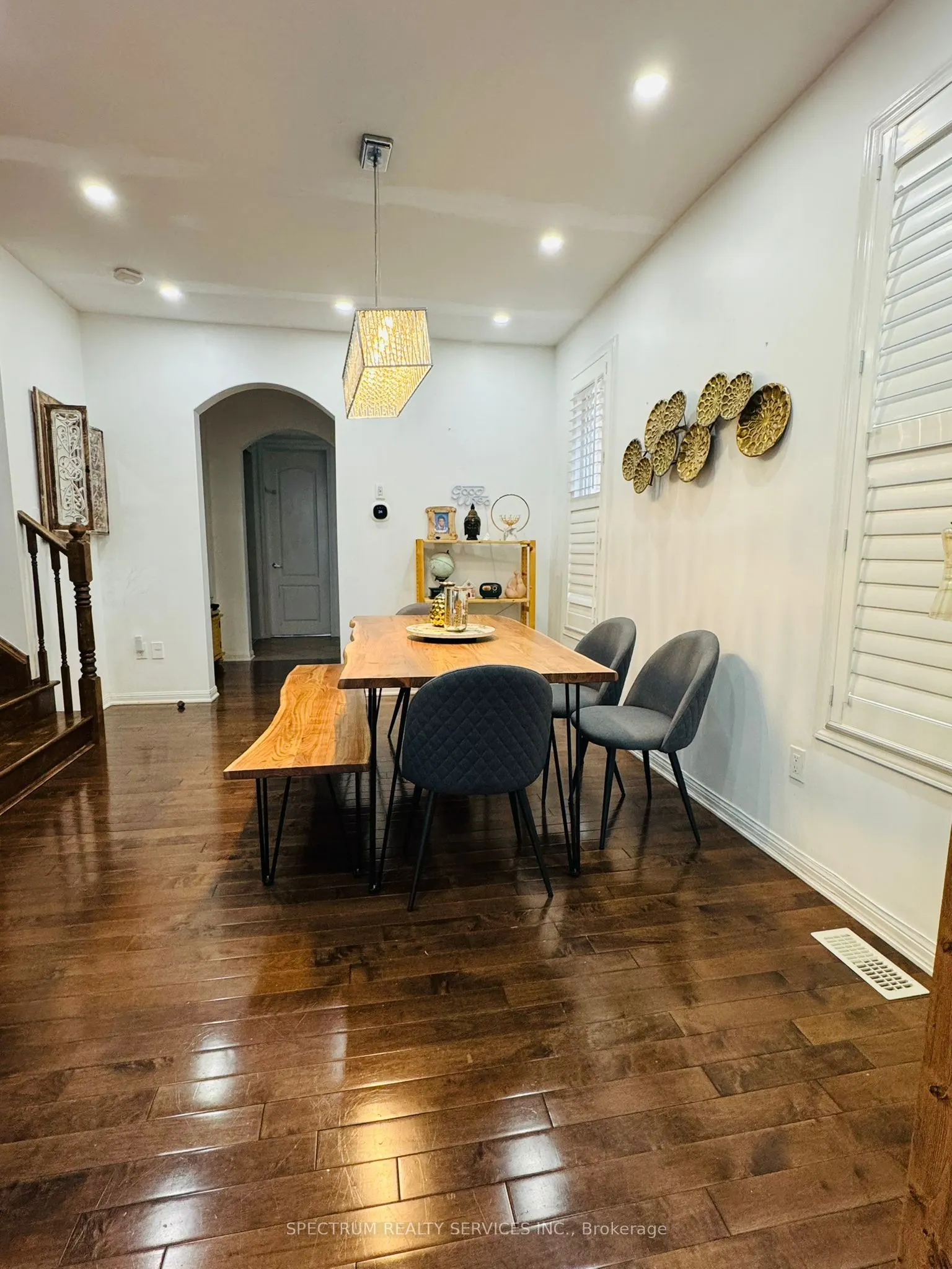 1135 Solomon Court