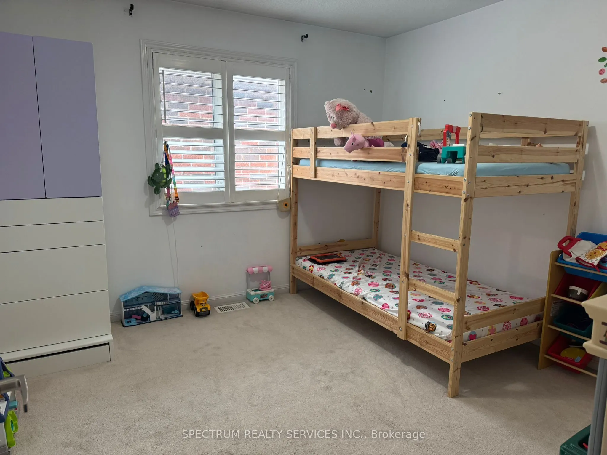 1135 Solomon Court
