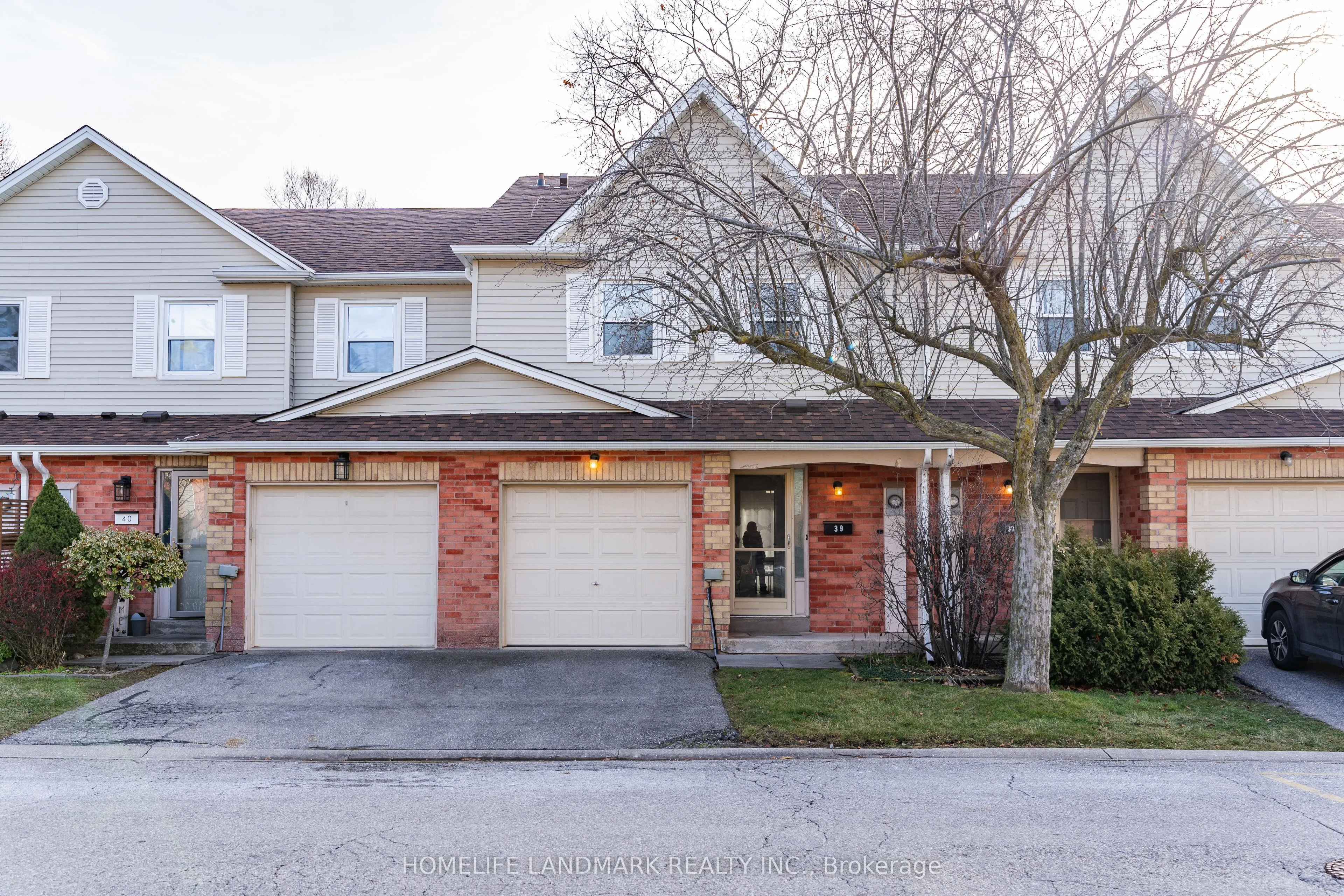 1230 Kirstie Court, #39