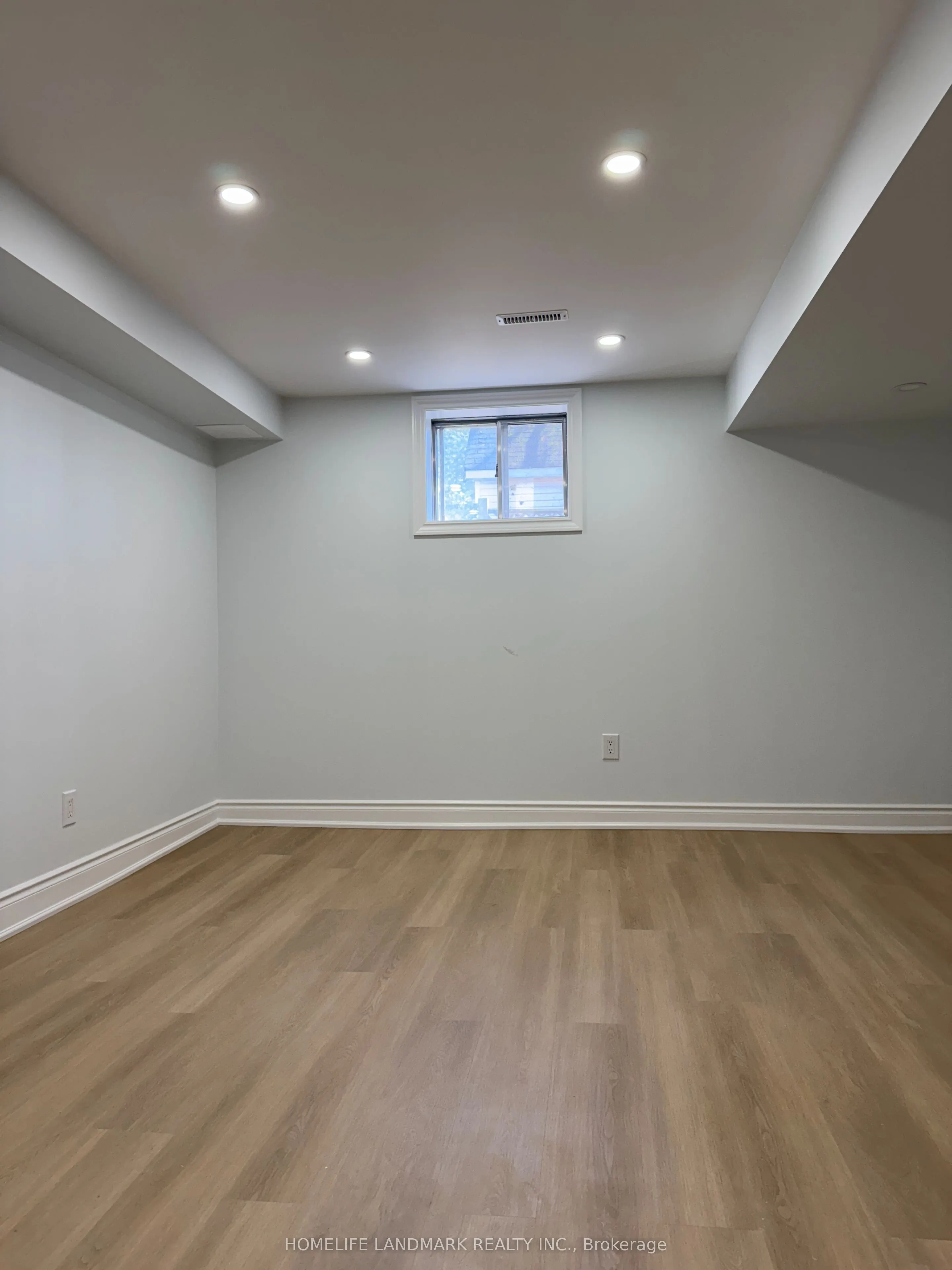 1230 Kirstie Court, #39