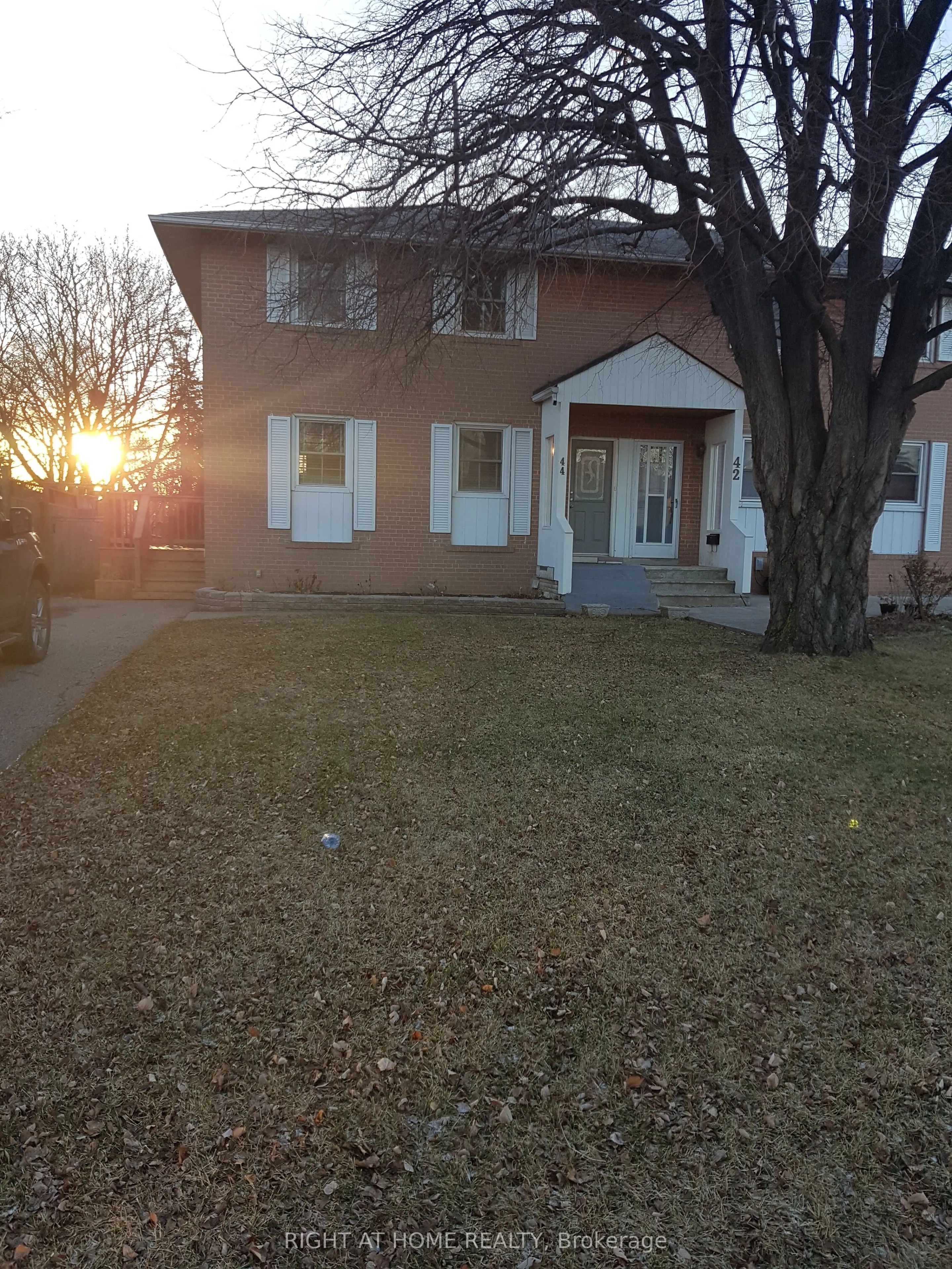 44 Alderbury Crescent, #Upstairs Only