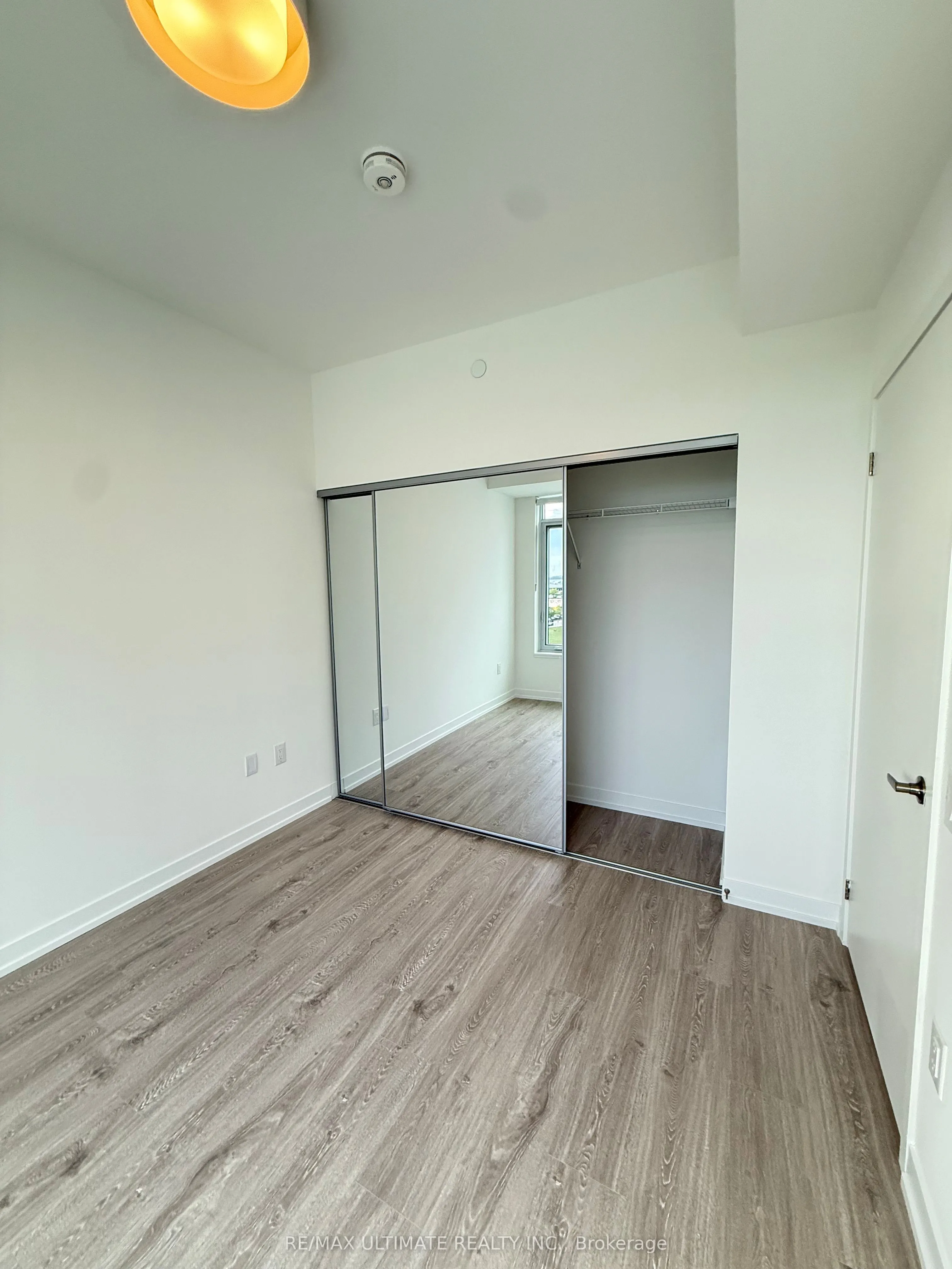 2485 Eglinton Avenue W, #820