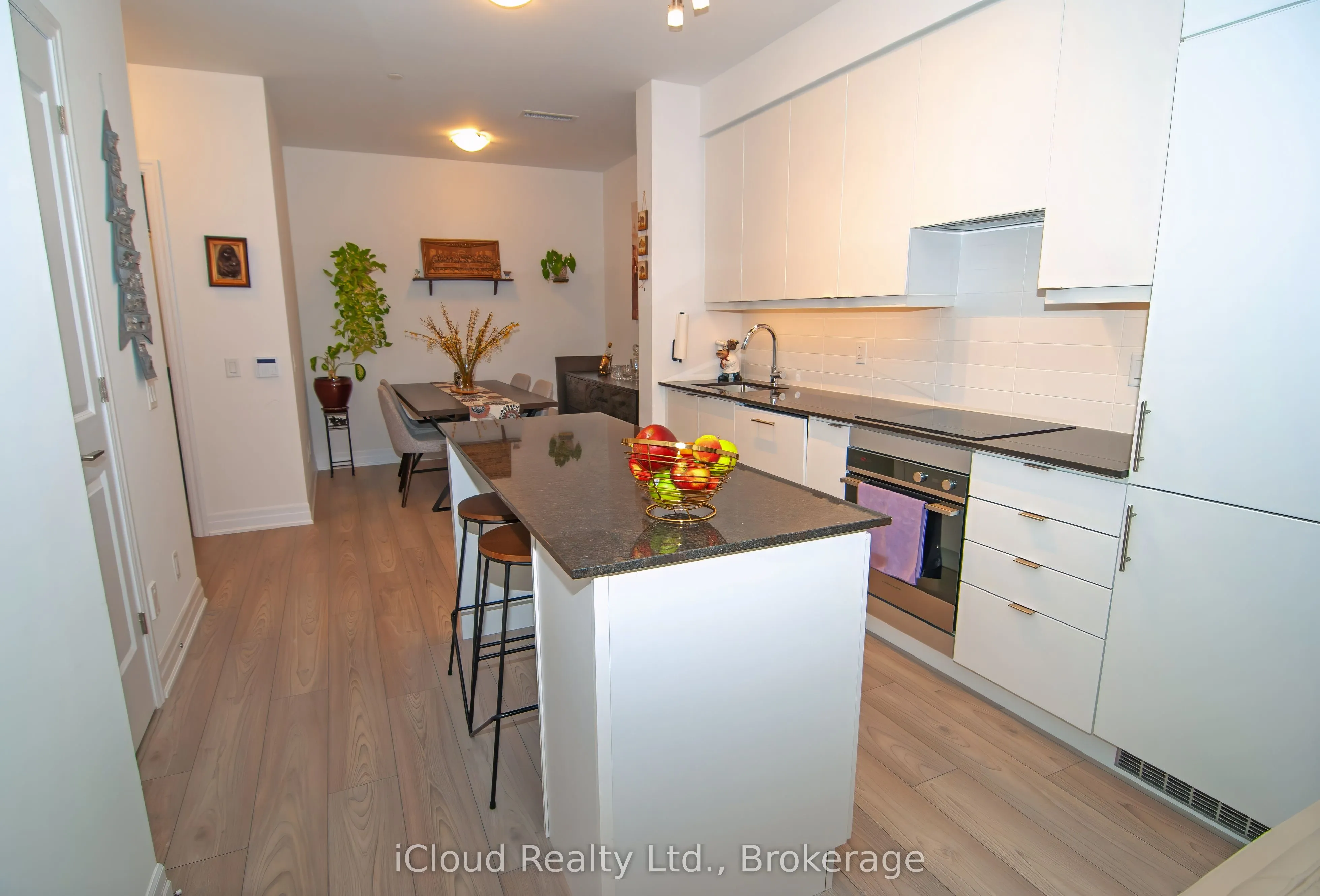 36 Elm Drive, #503