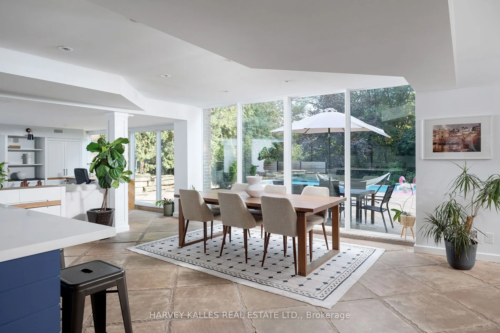 30 Neilor Crescent