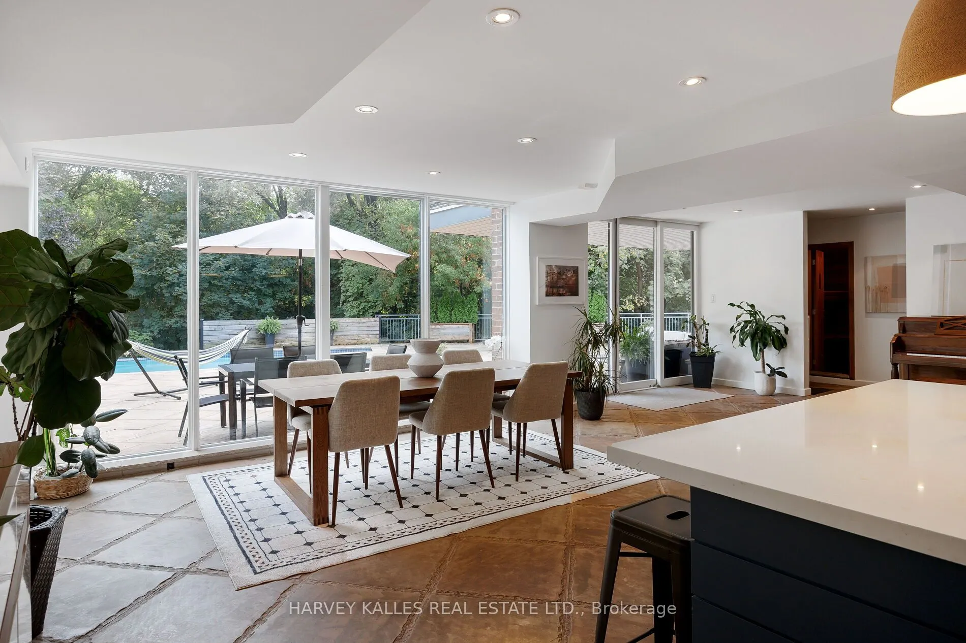 30 Neilor Crescent