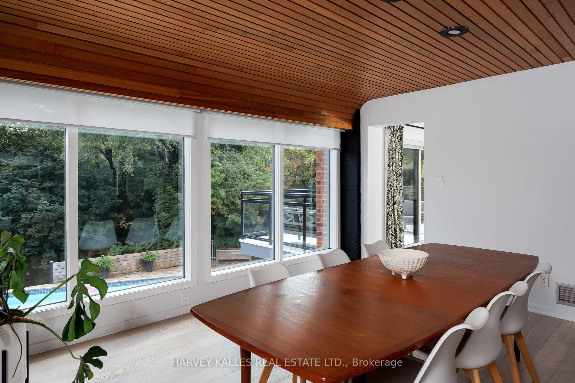 30 Neilor Crescent