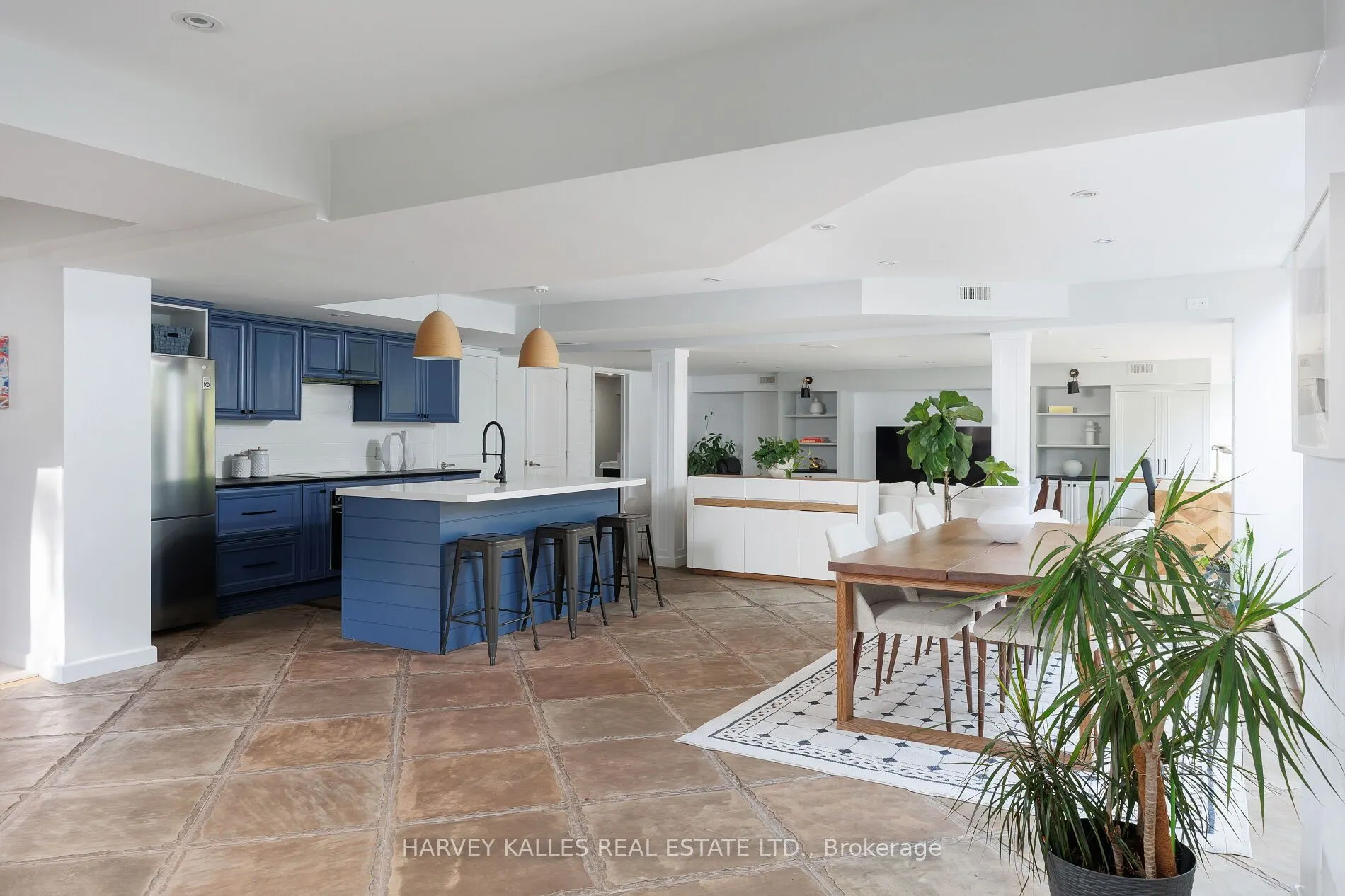 30 Neilor Crescent