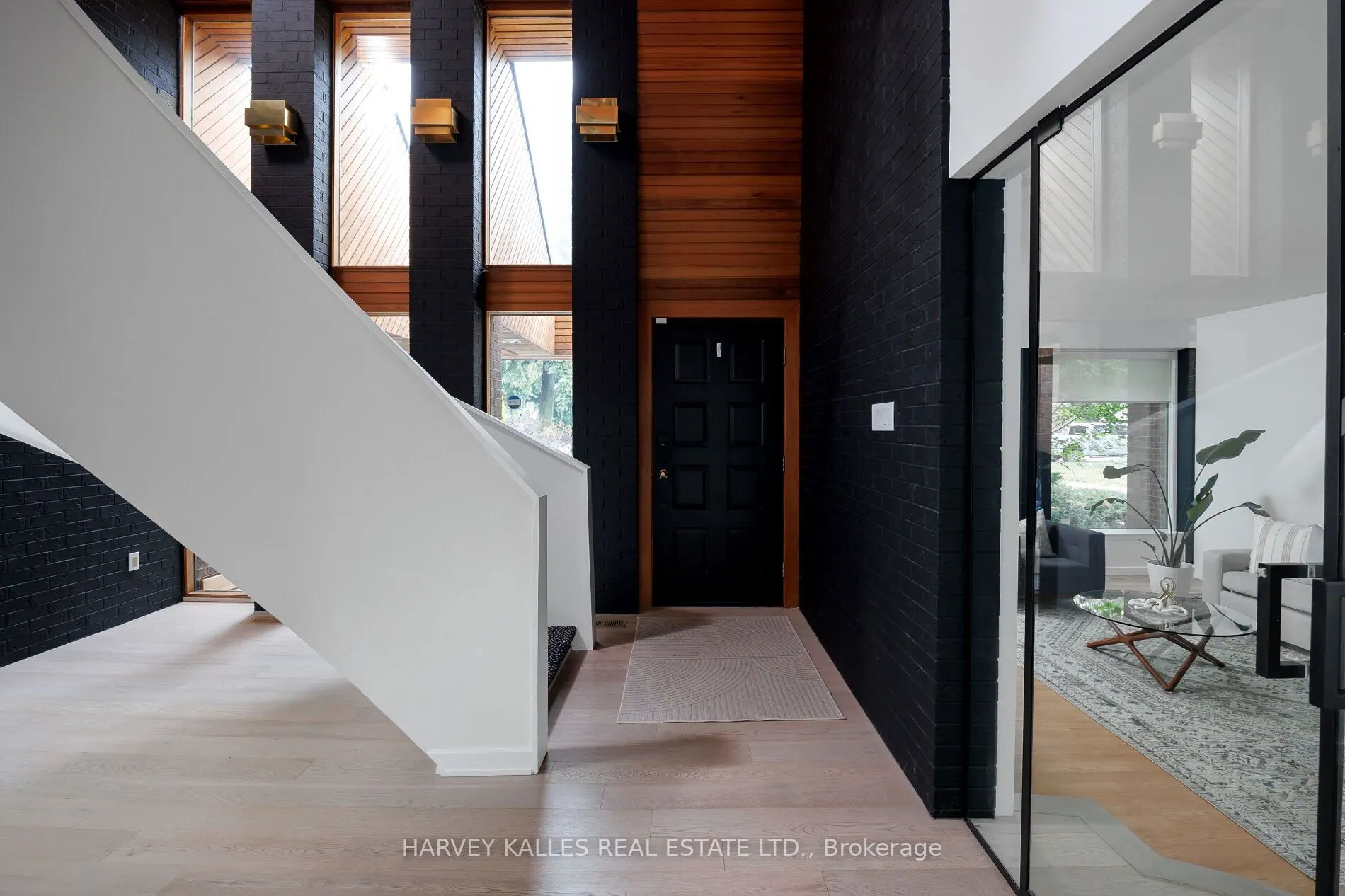30 Neilor Crescent