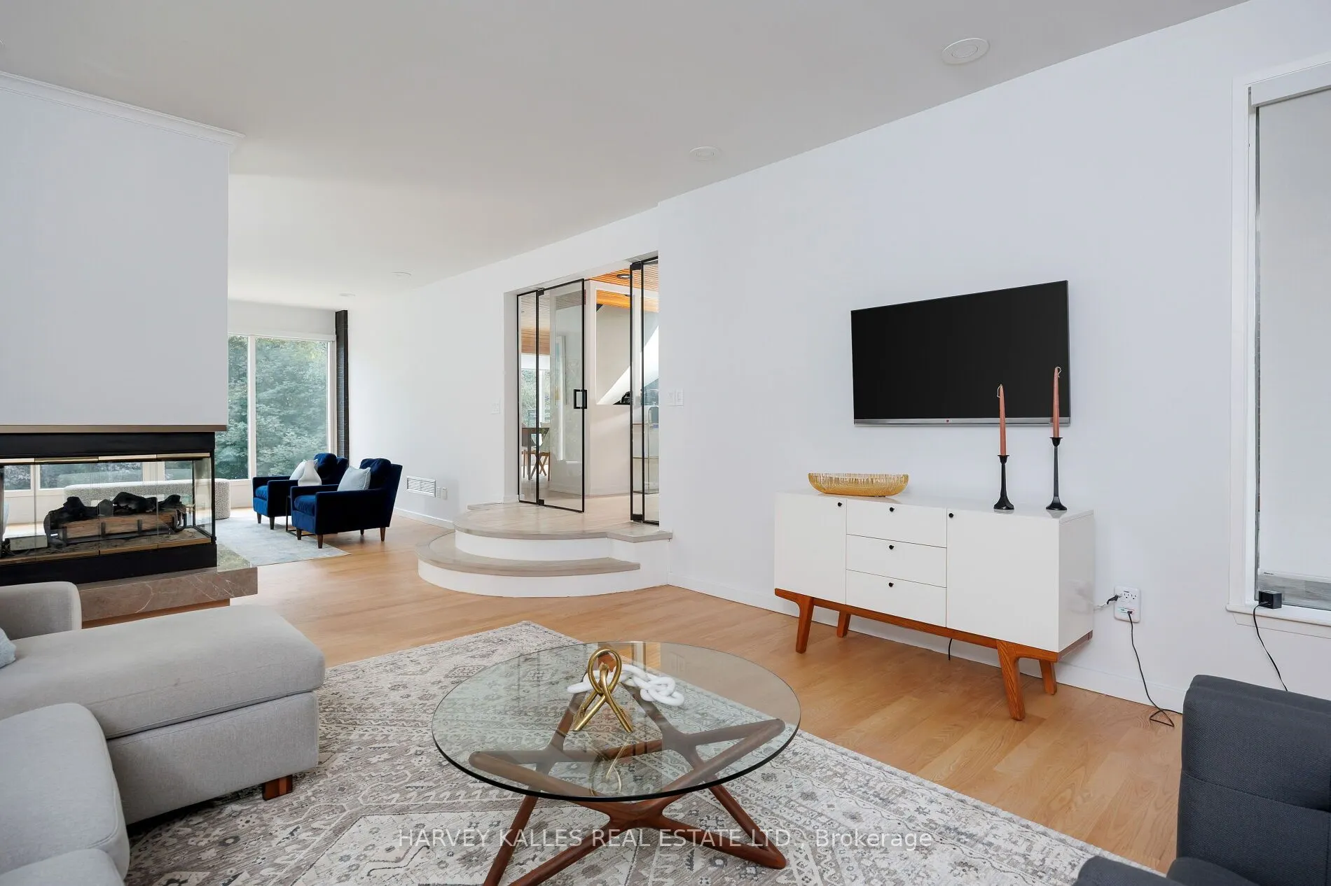 30 Neilor Crescent