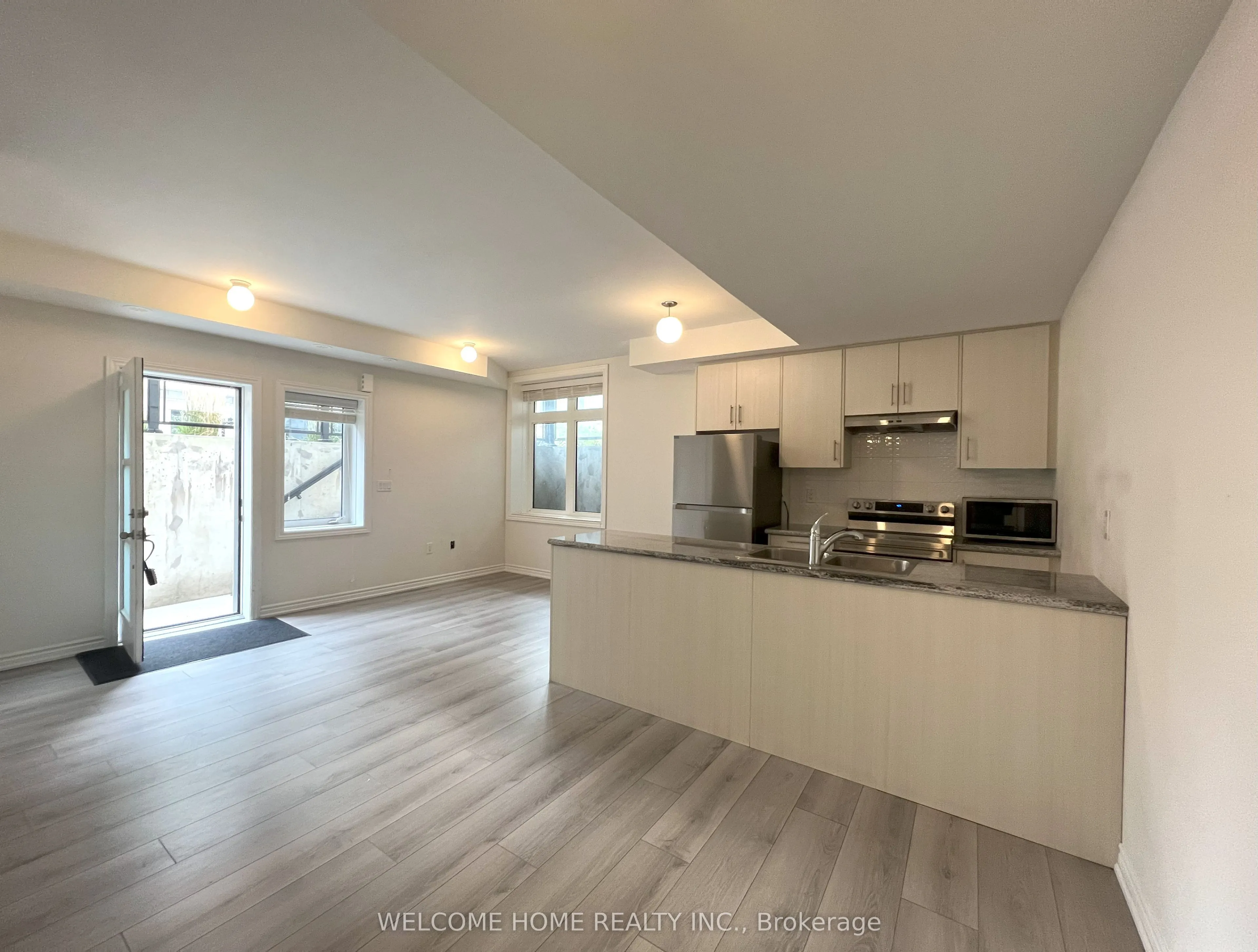 40 Halliford Place, #501