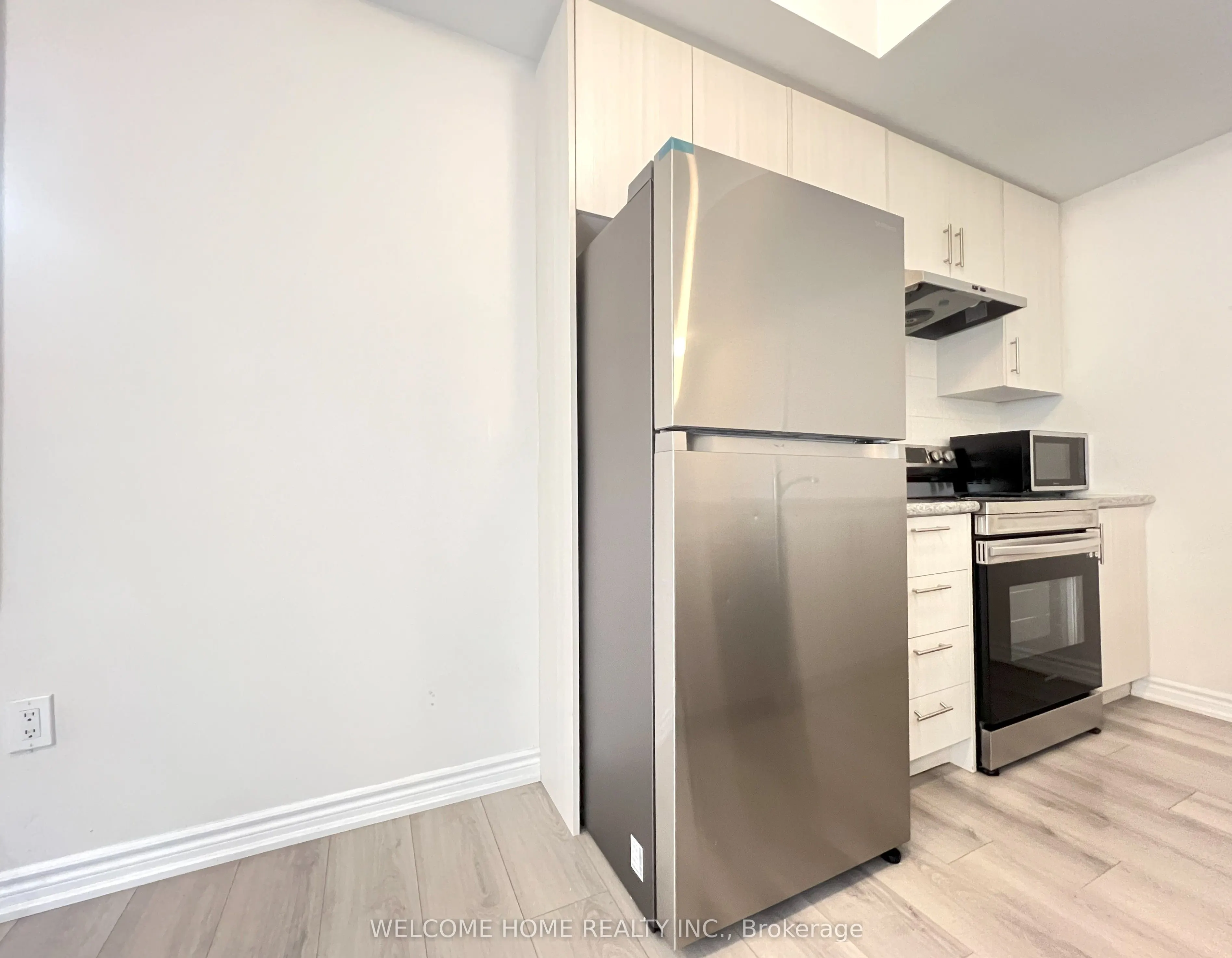 40 Halliford Place, #501