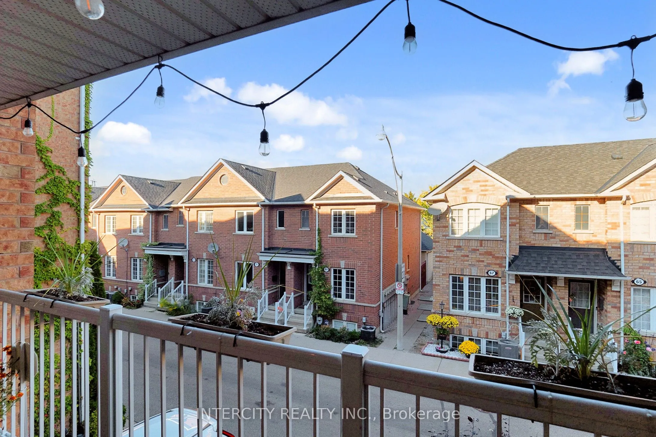 29 Birdstone Crescent, #73