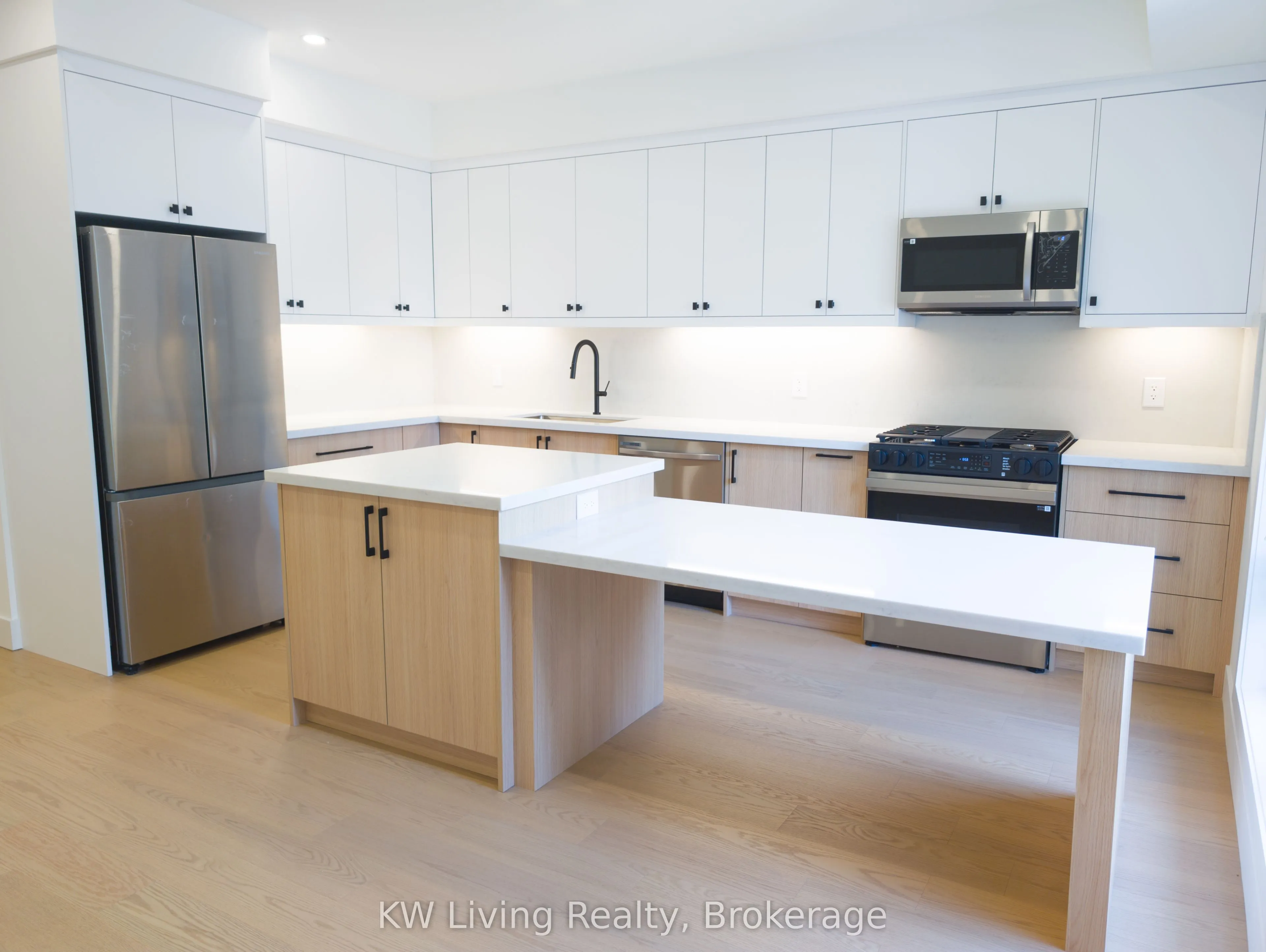 52 Vernon Street, #301