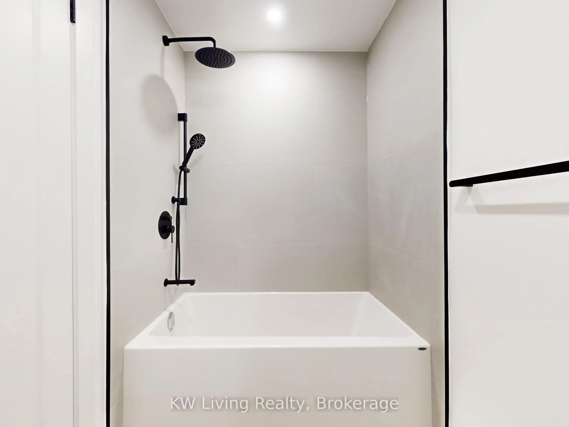 52 Vernon Street, #301